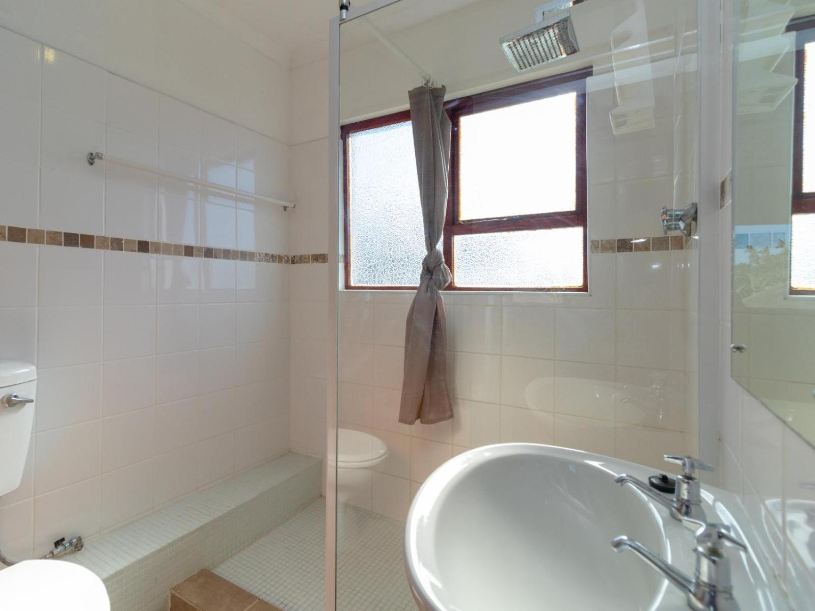Apartment - Ground Floor photo 3