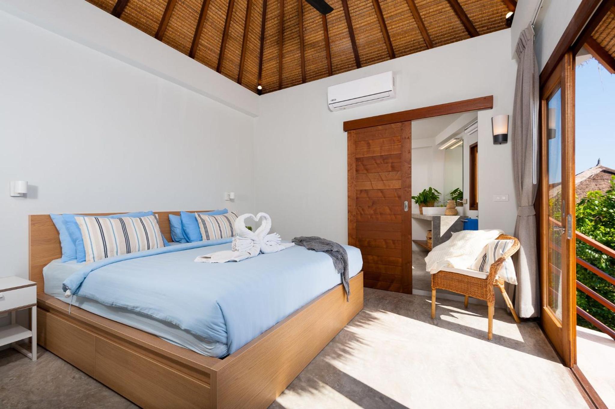 C23D - Two Bedroom Pool Villa With Seafront - Photo 2