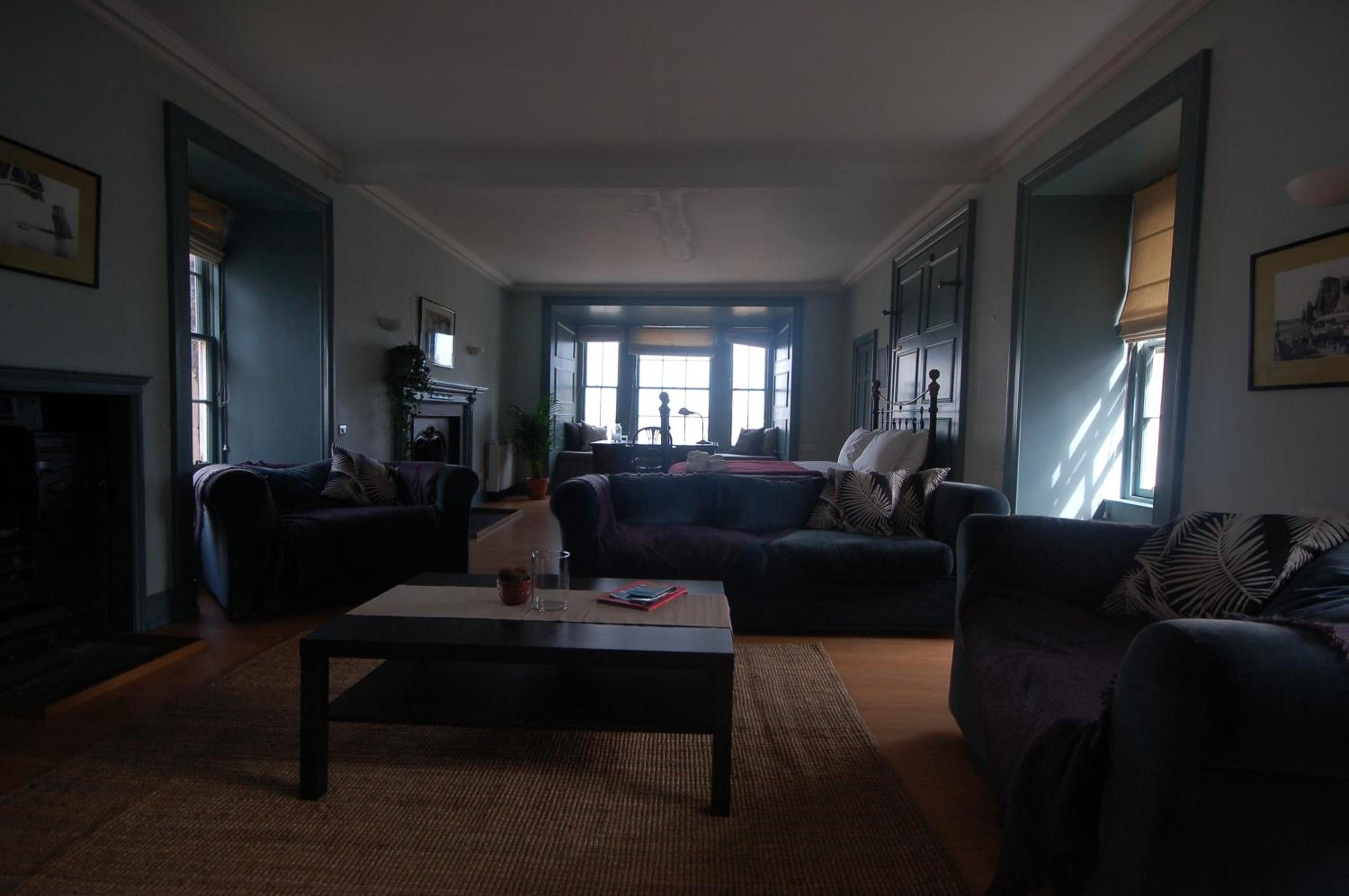 Studio Apartment - Photo 11