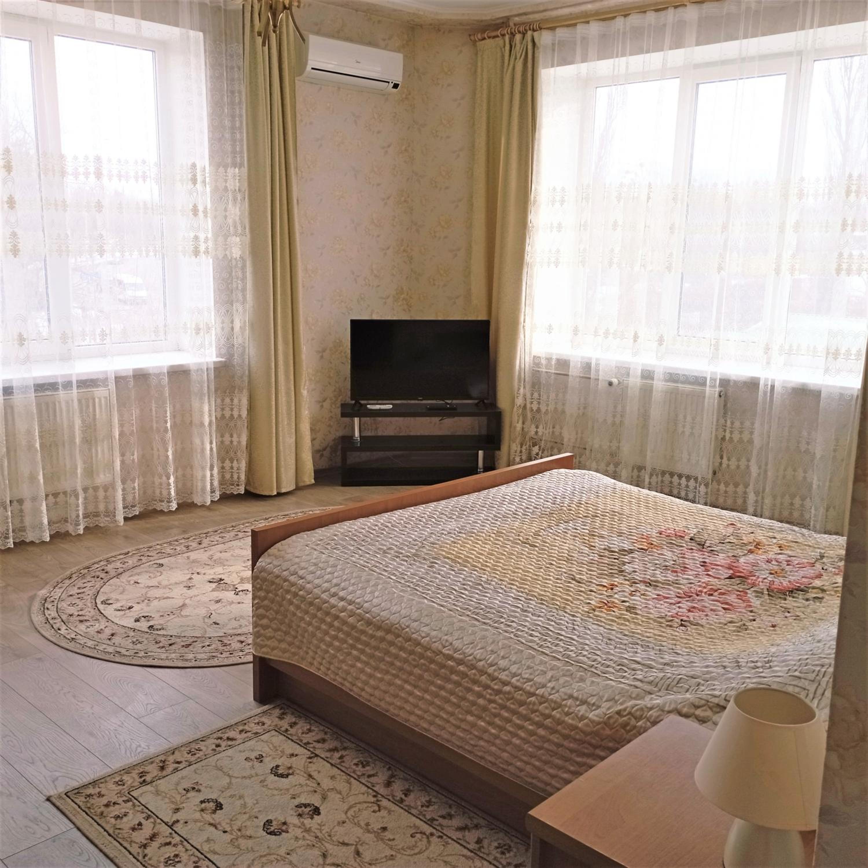 Large Double Room photo 3