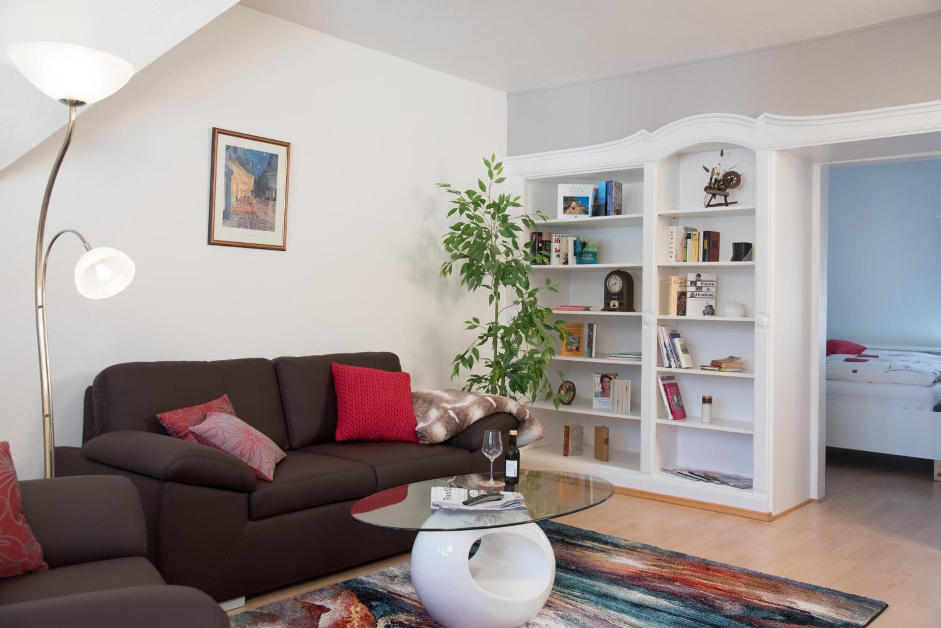 Apartment photo 2