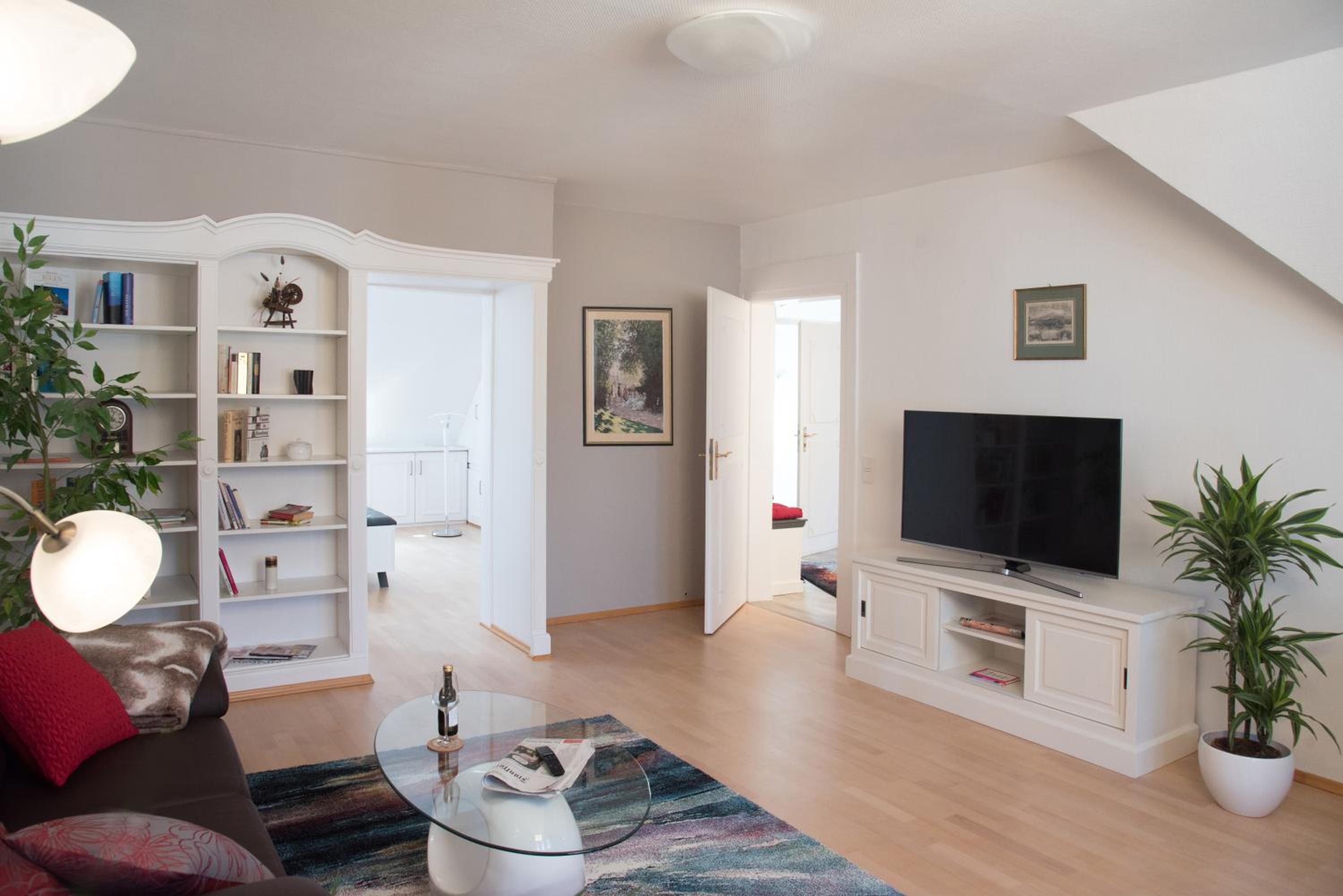 Apartment photo 1