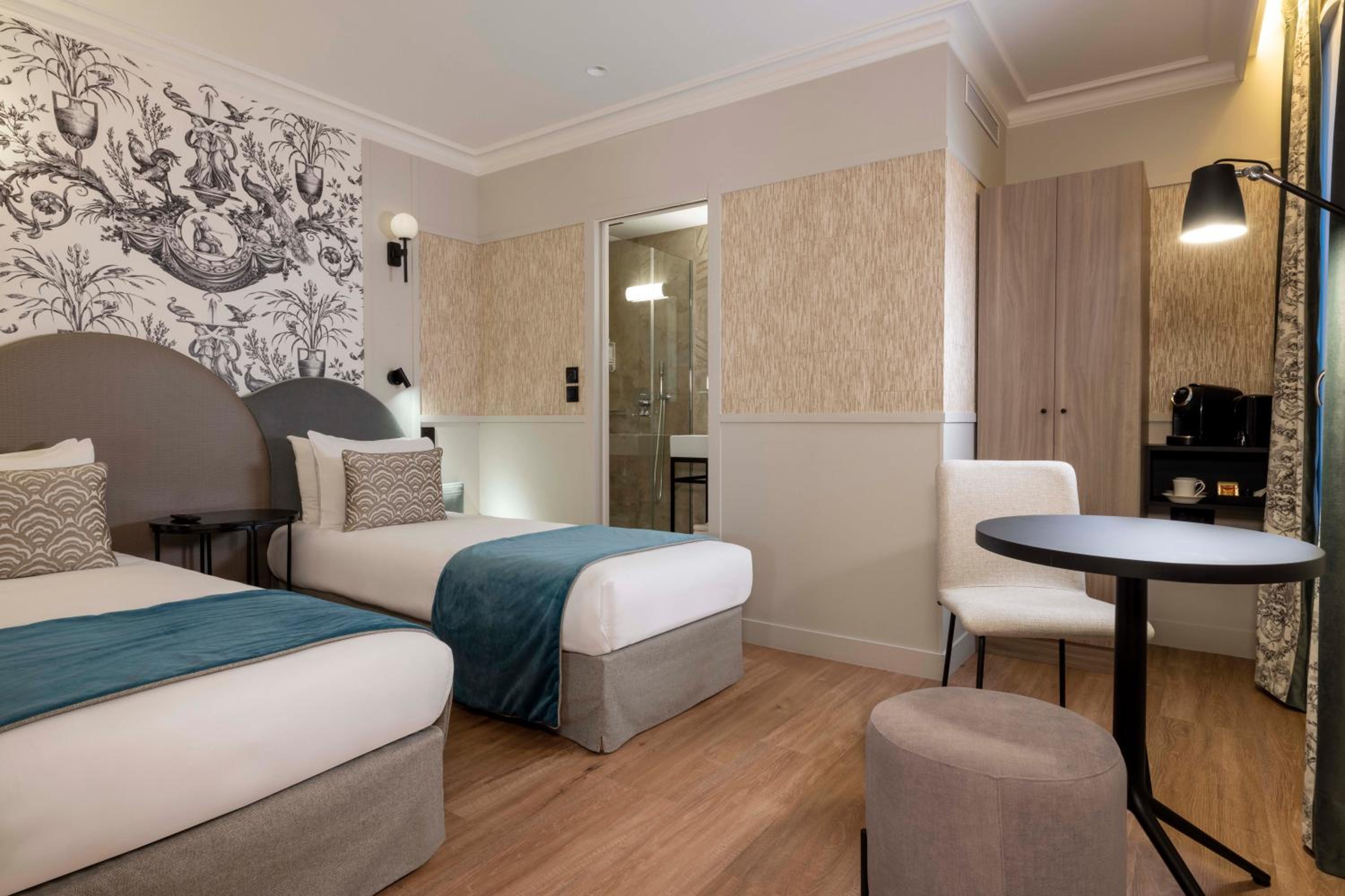 Superior Double or Twin Room photo 1