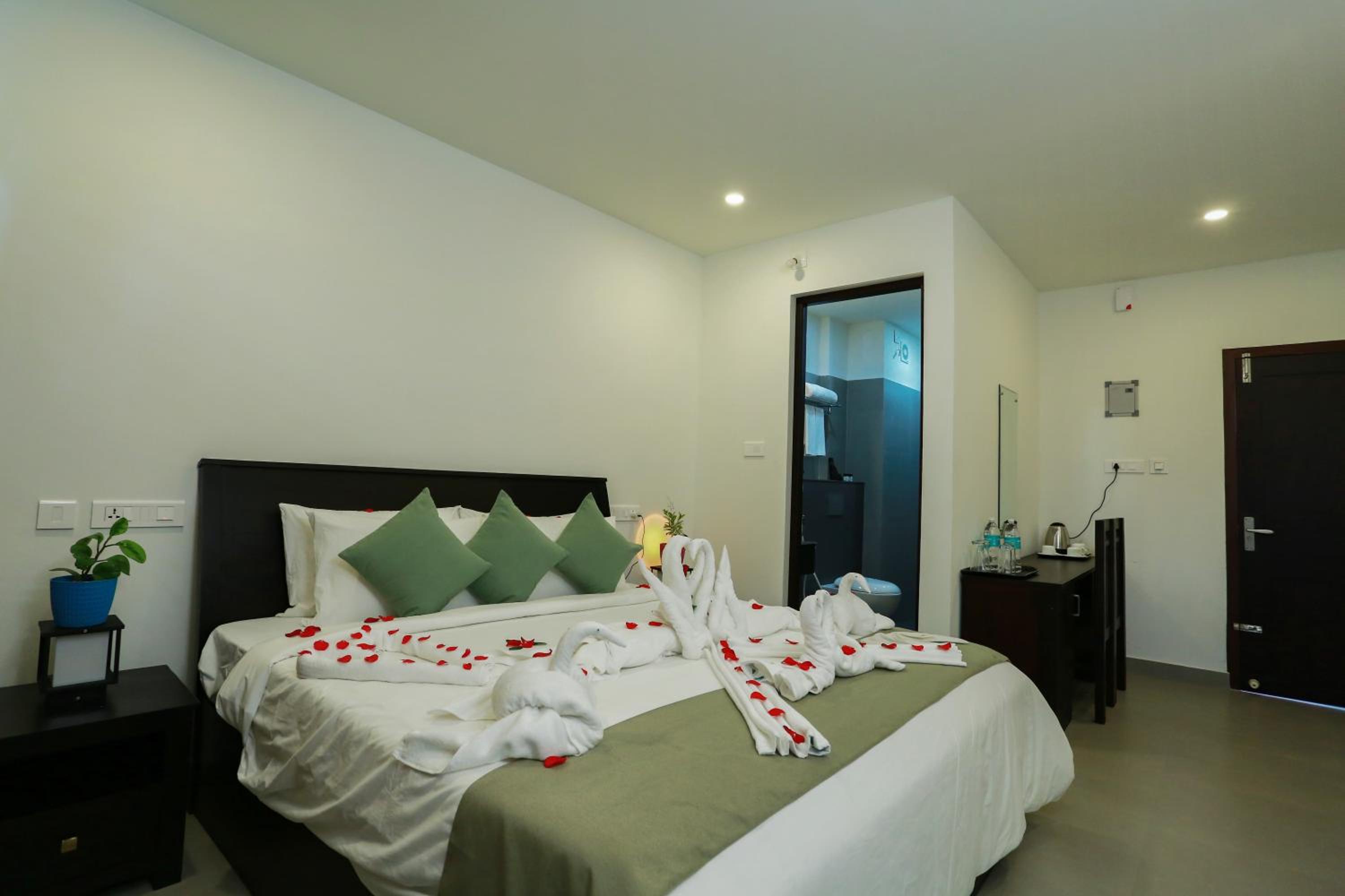 Deluxe Double Room - Photo 1