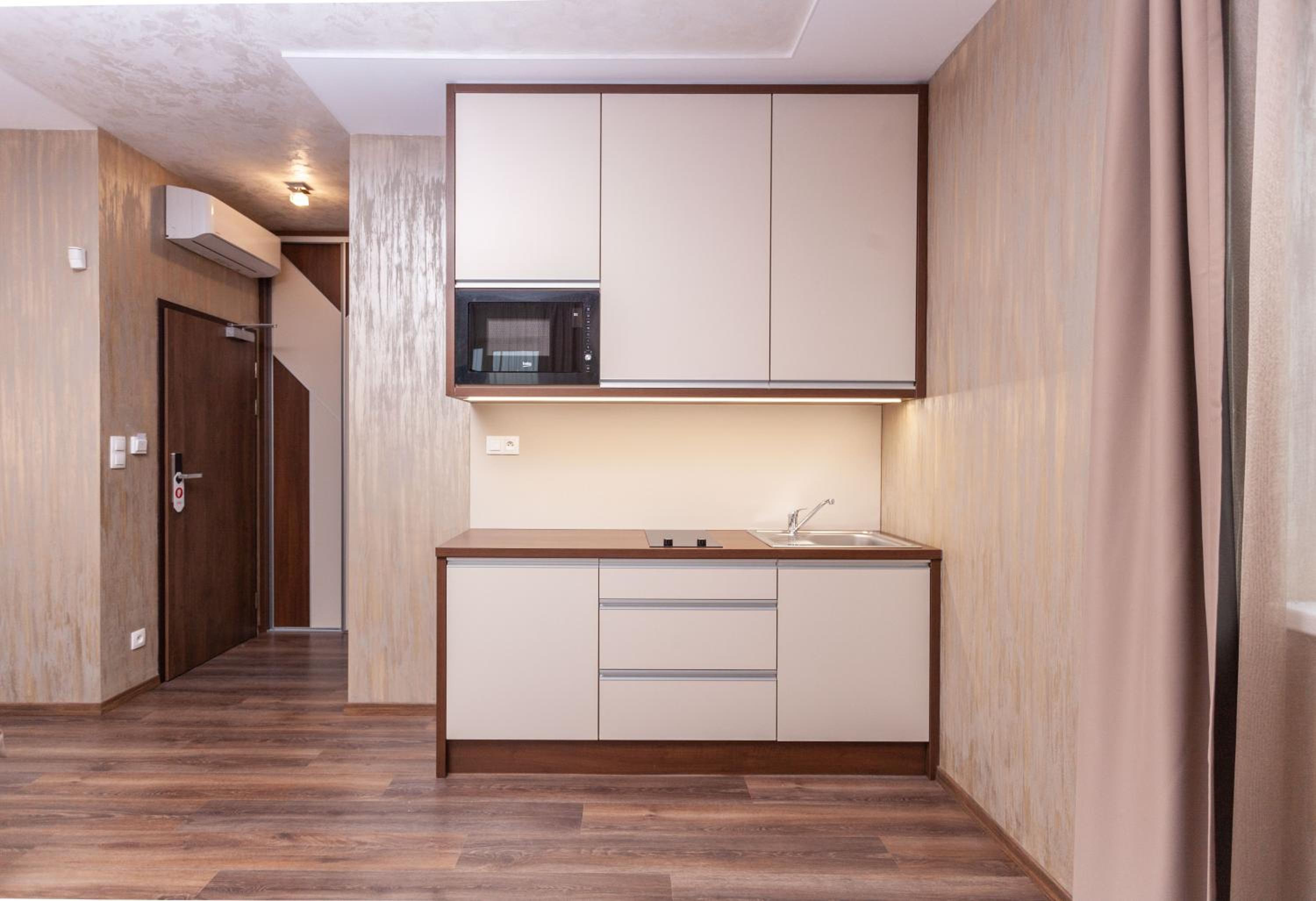 Basic Triple Room - Photo 3