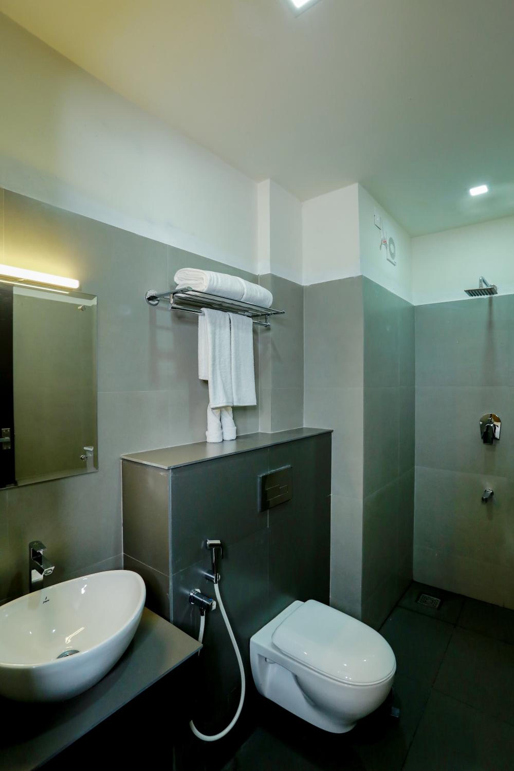 Deluxe Double Room - Photo 7