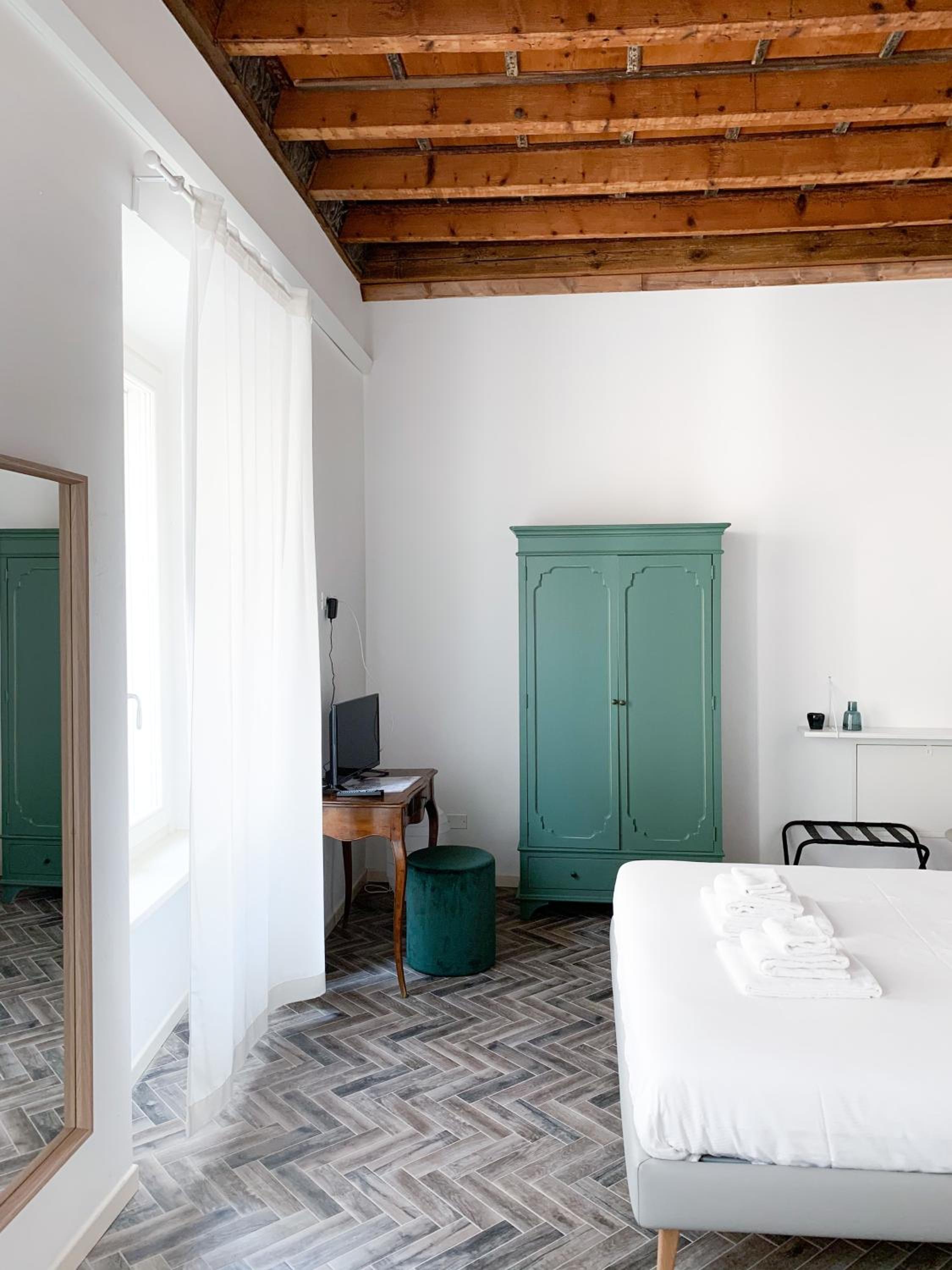 Superior Double Room - Photo 2