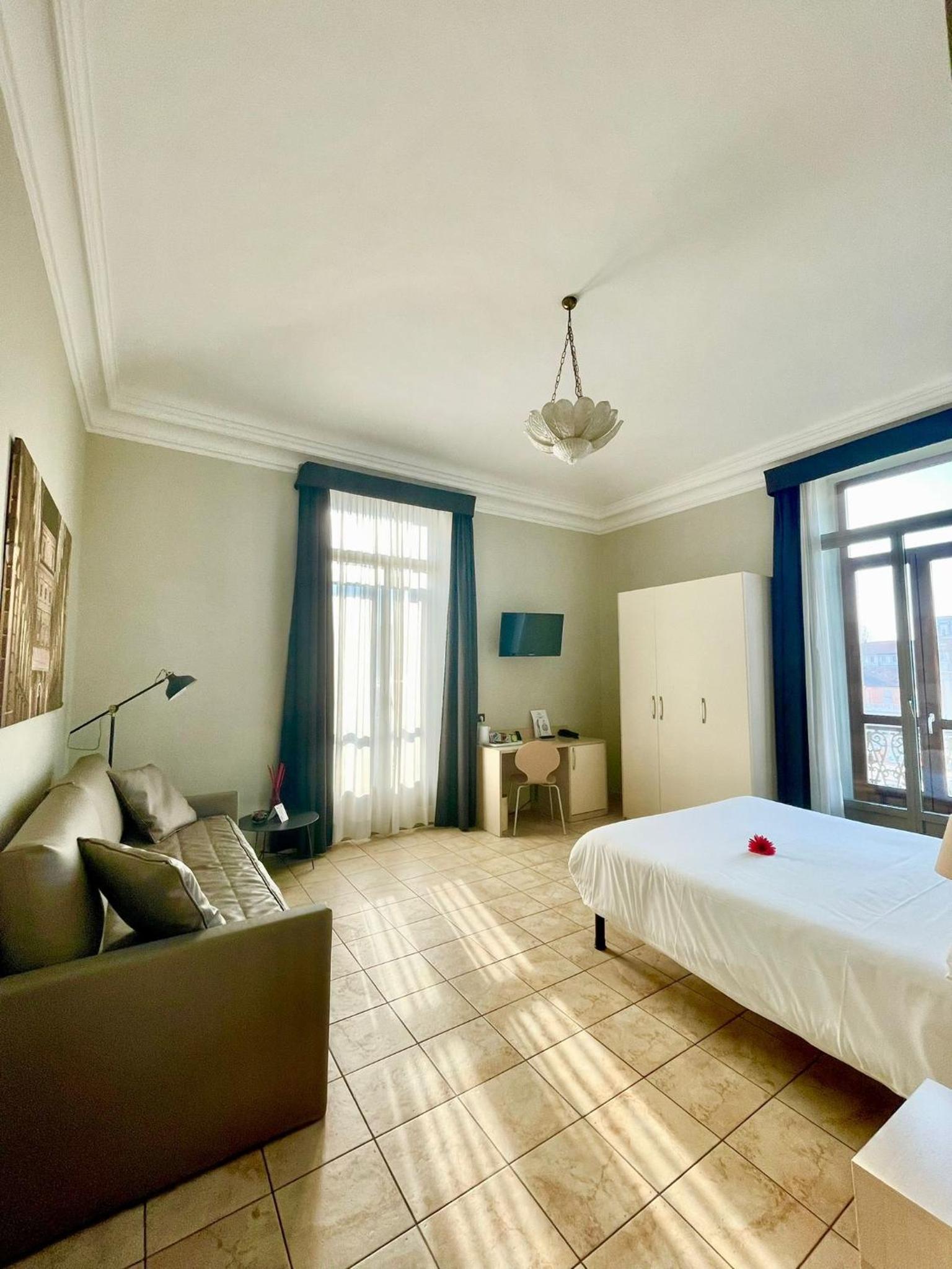 Superior Double Room - Photo 2