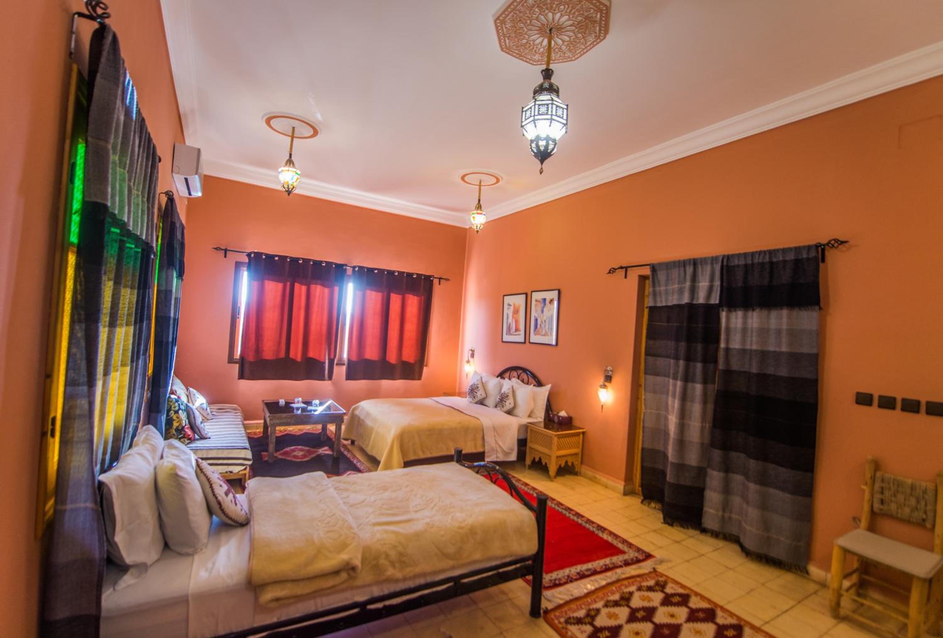 Triple Room with Garden View - Photo 4