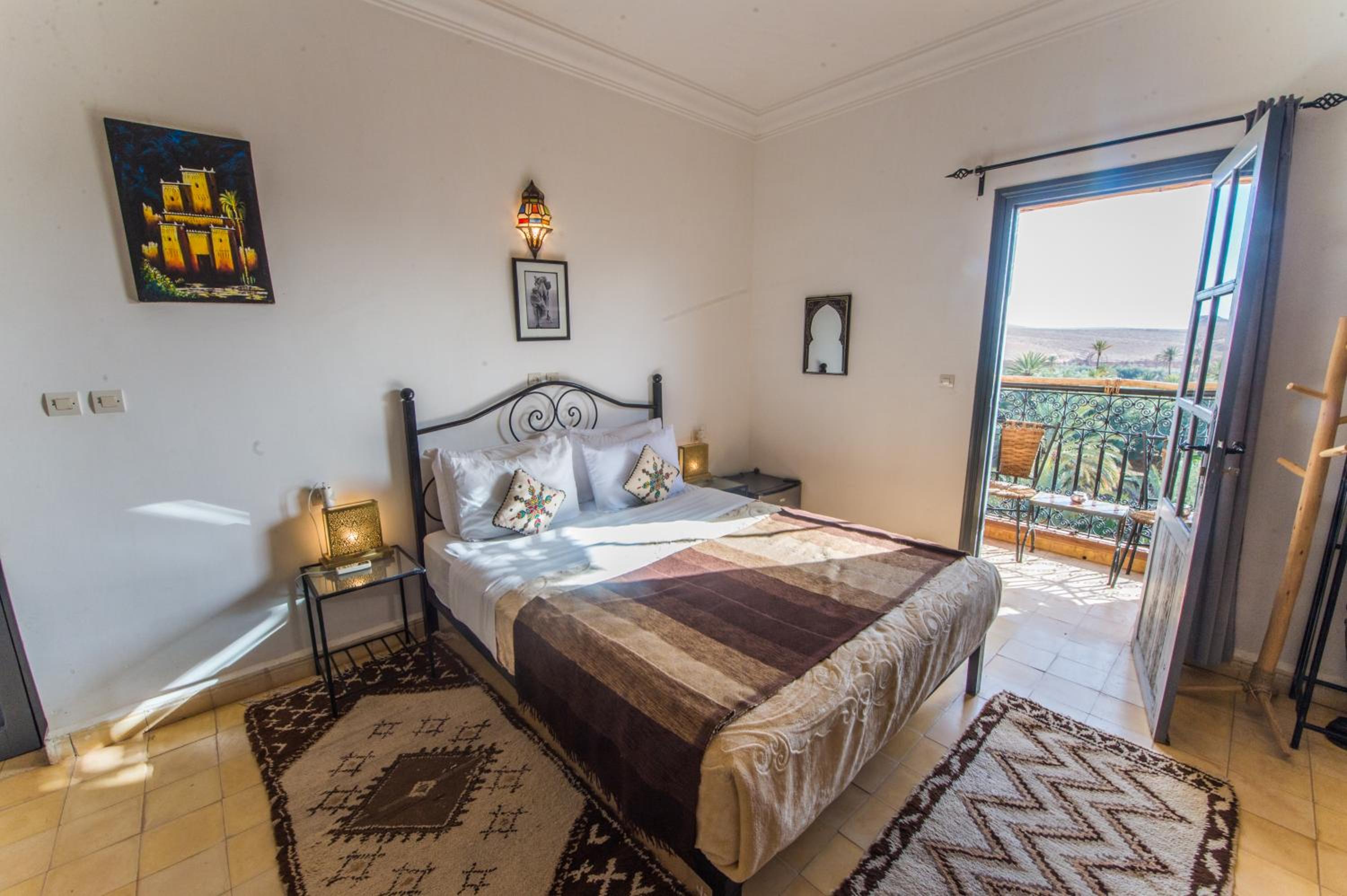 Double or Twin Room - Photo 3