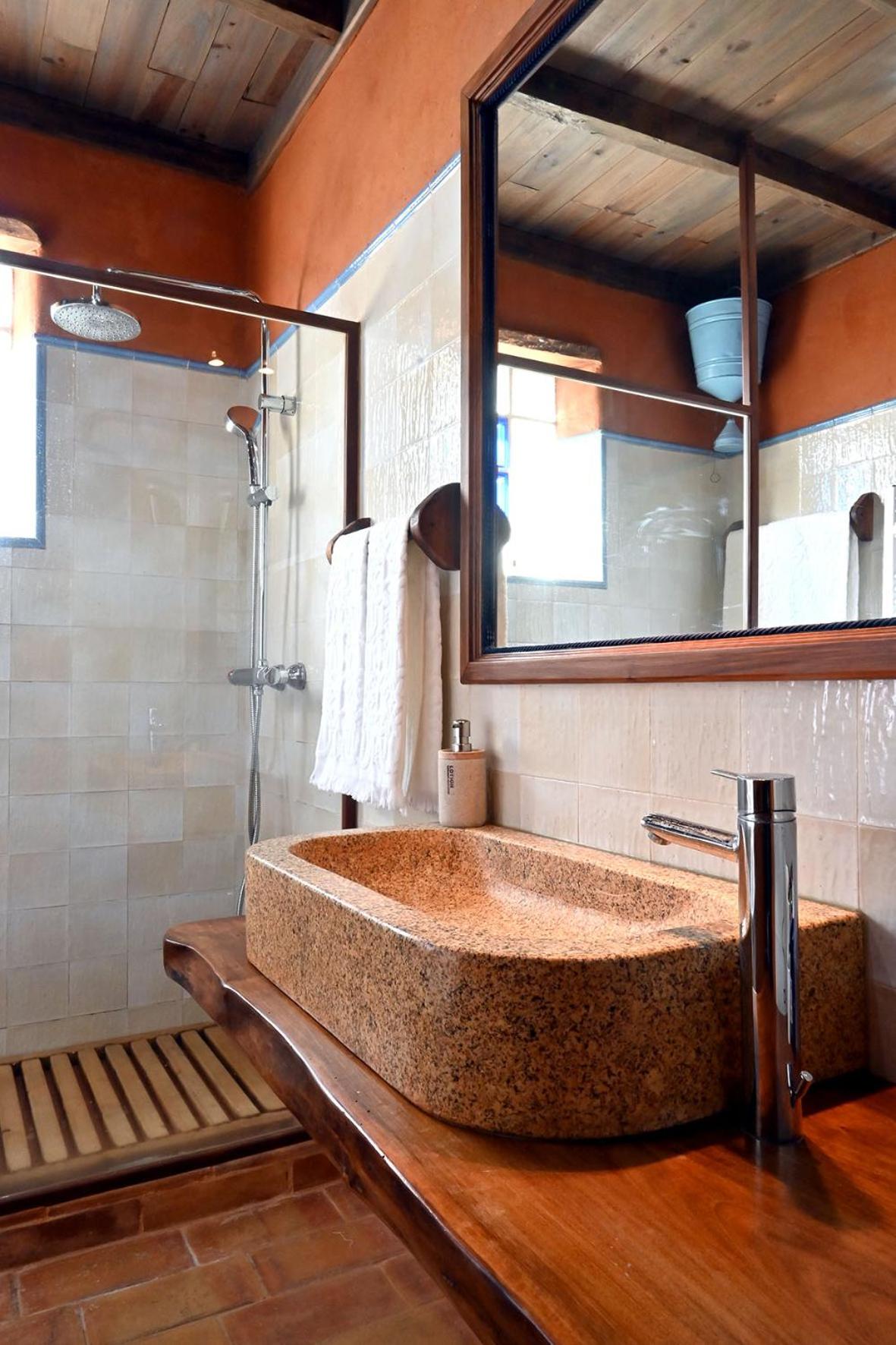 Double Room - Photo 4