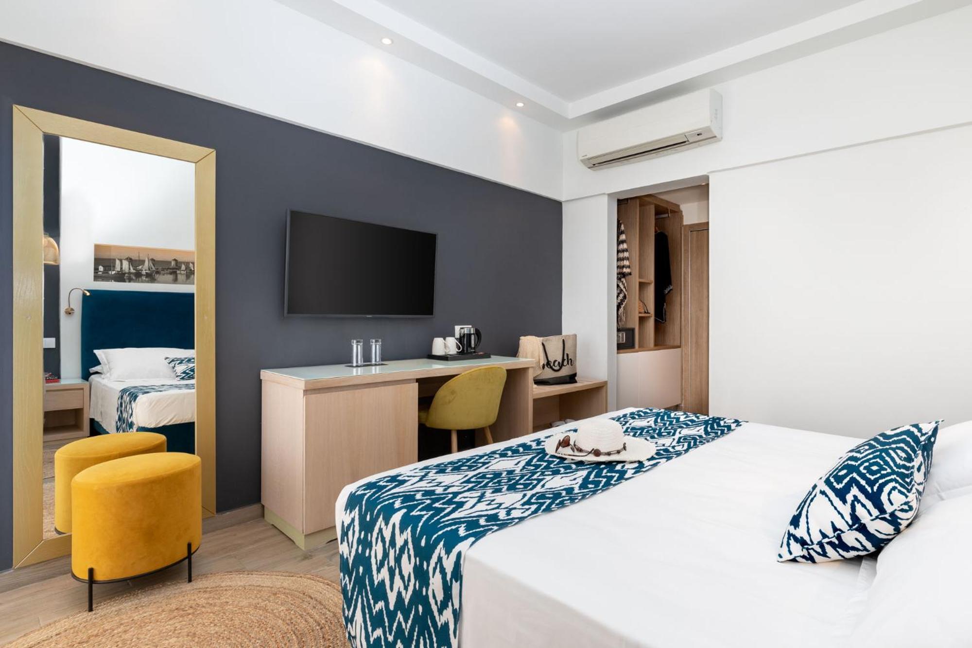 Classic Room with Kingsize bed and Balcony - Photo 3