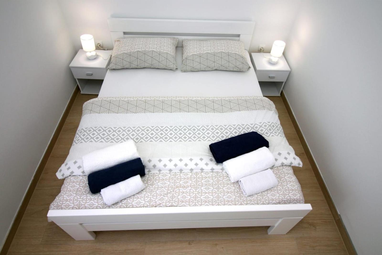 One-Bedroom Apartment - Photo 1