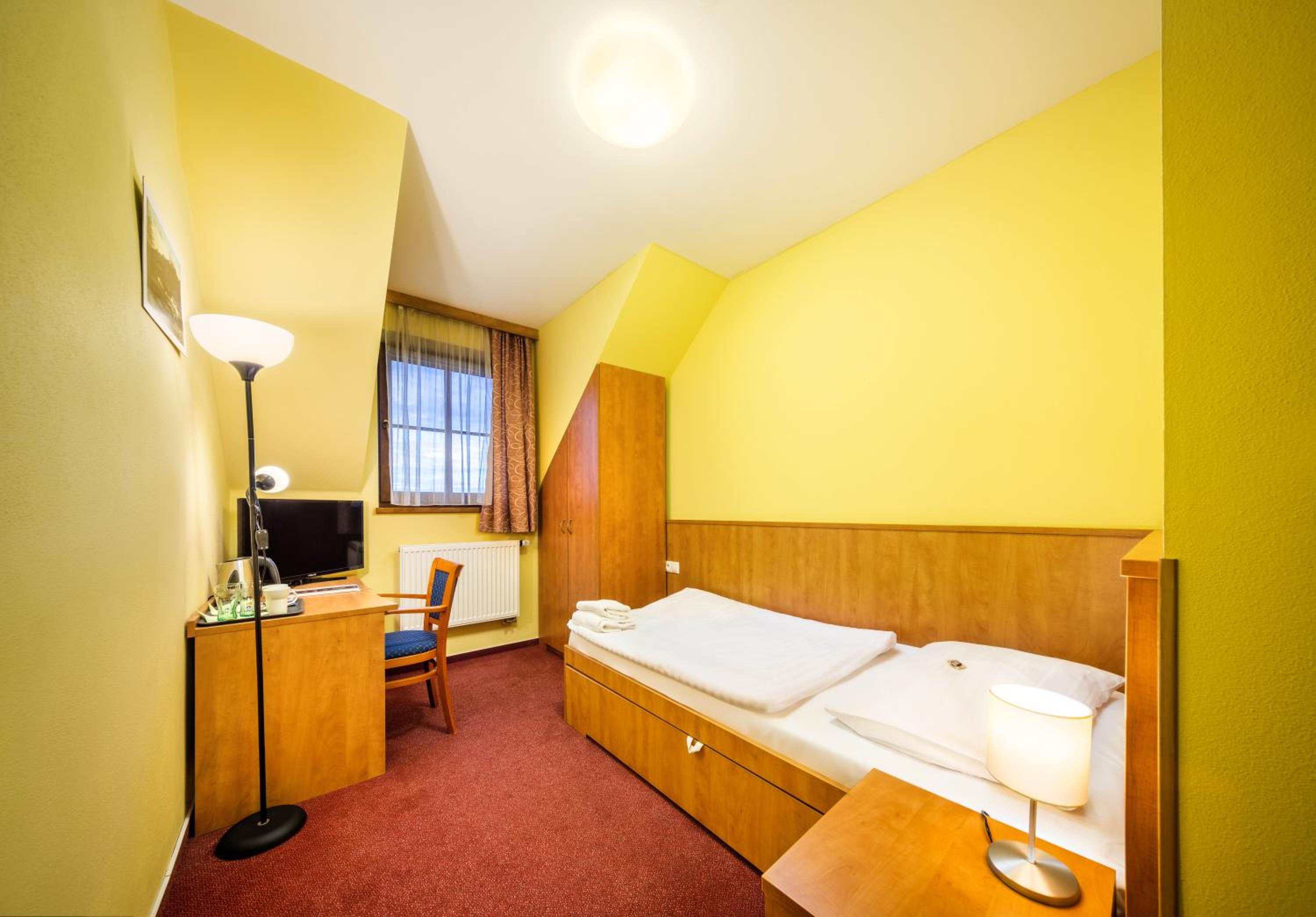 Single Room
