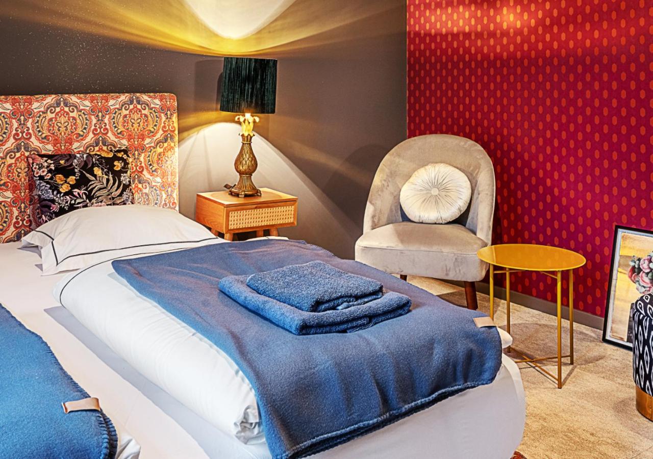 Double Room with Shared Bathroom photo 3