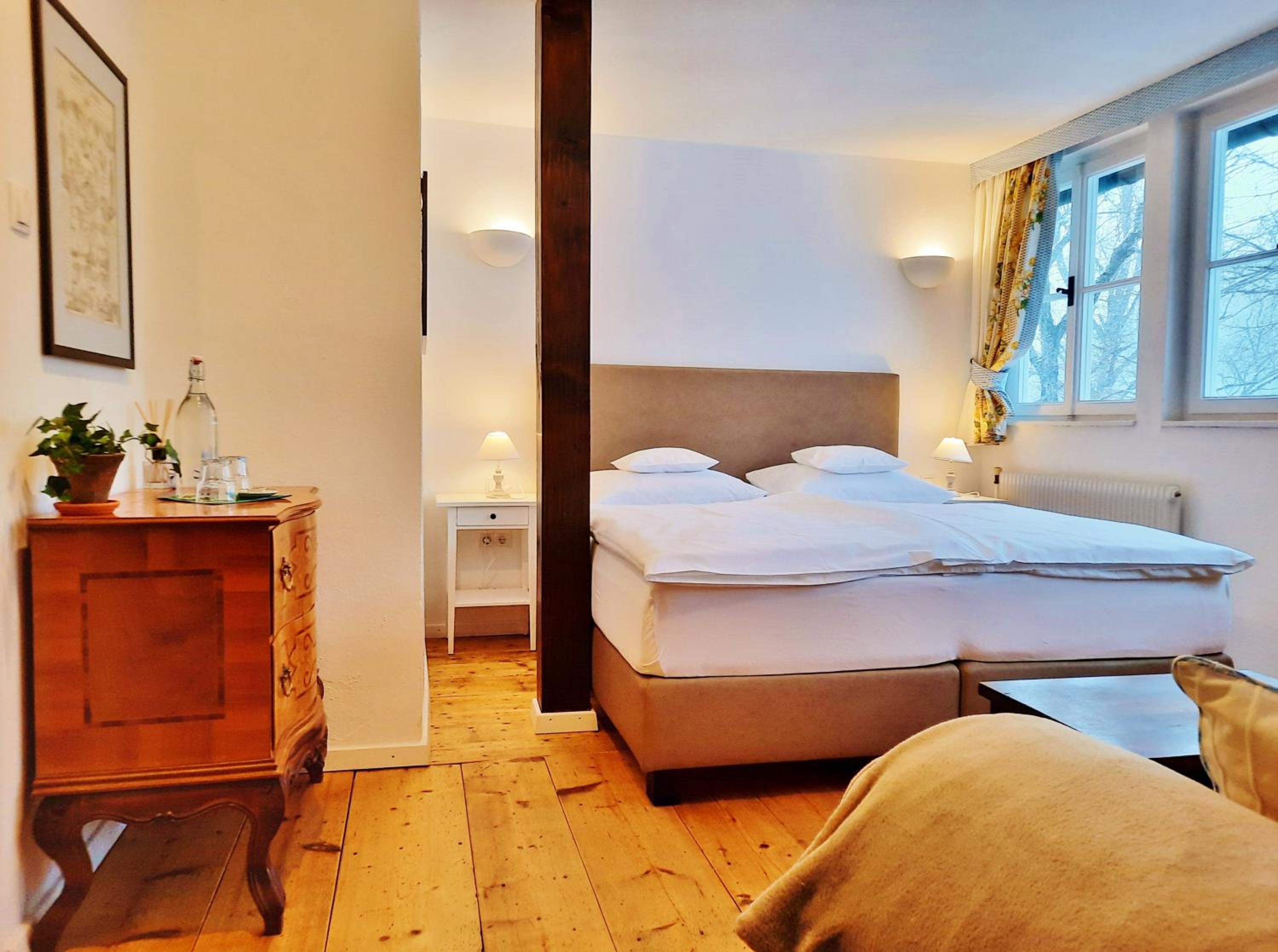 Double Room with Mountain View - Photo 1