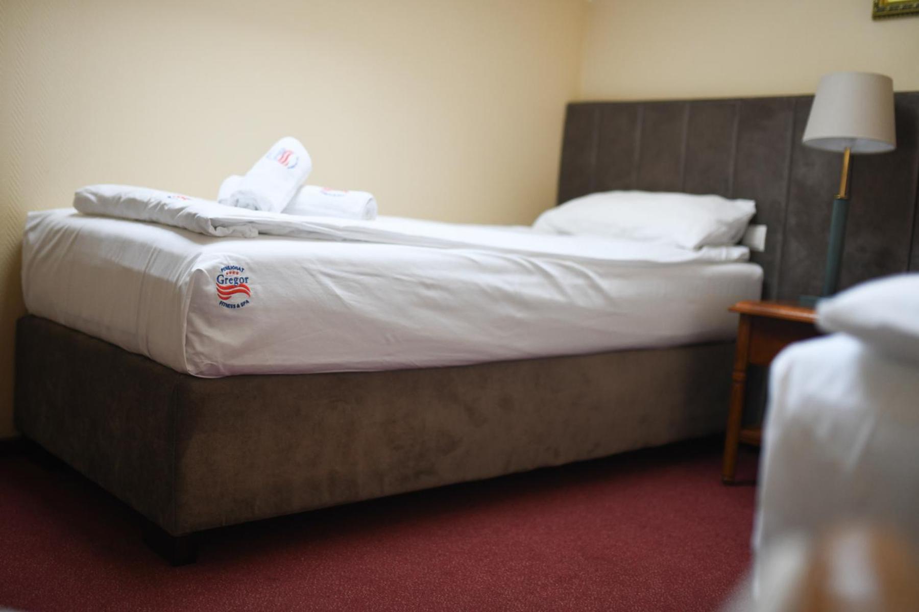 Twin Room - Photo 6