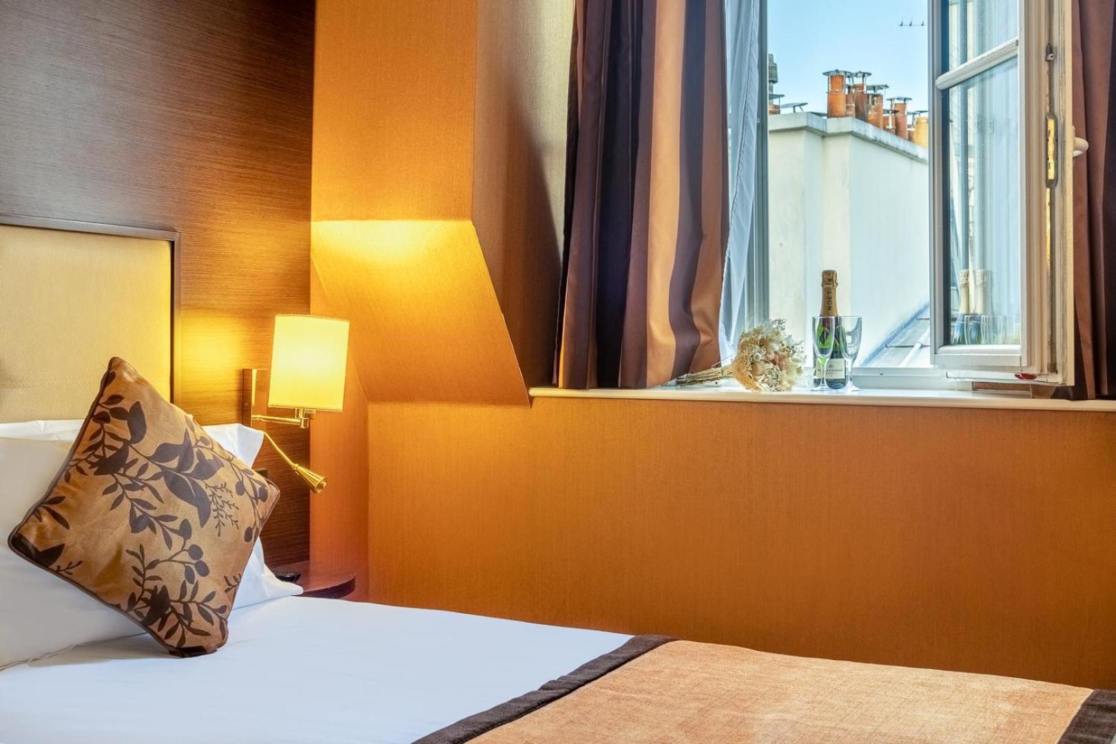 SUPERIOR COMFORT Double Room – City View photo 1