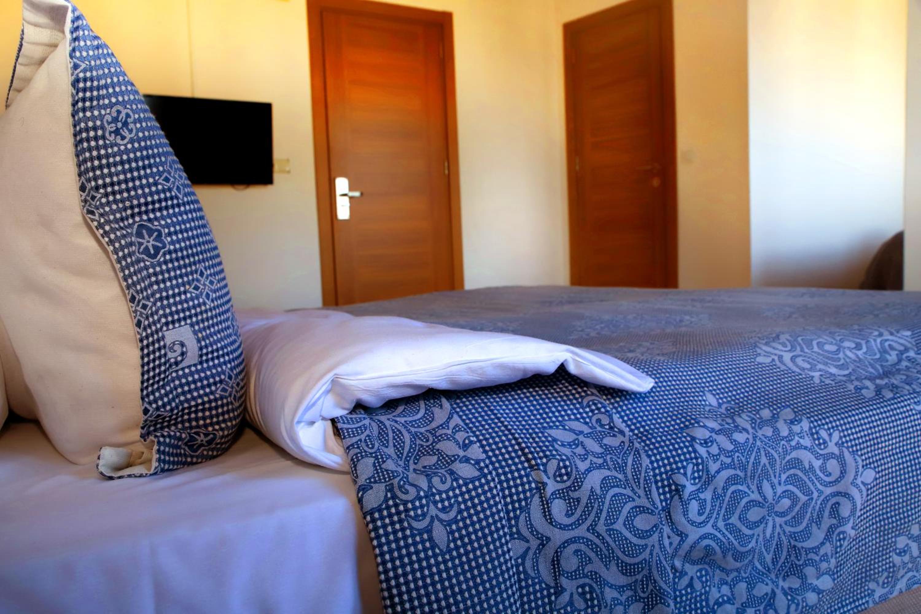 Double Room with Sea View - Photo 2