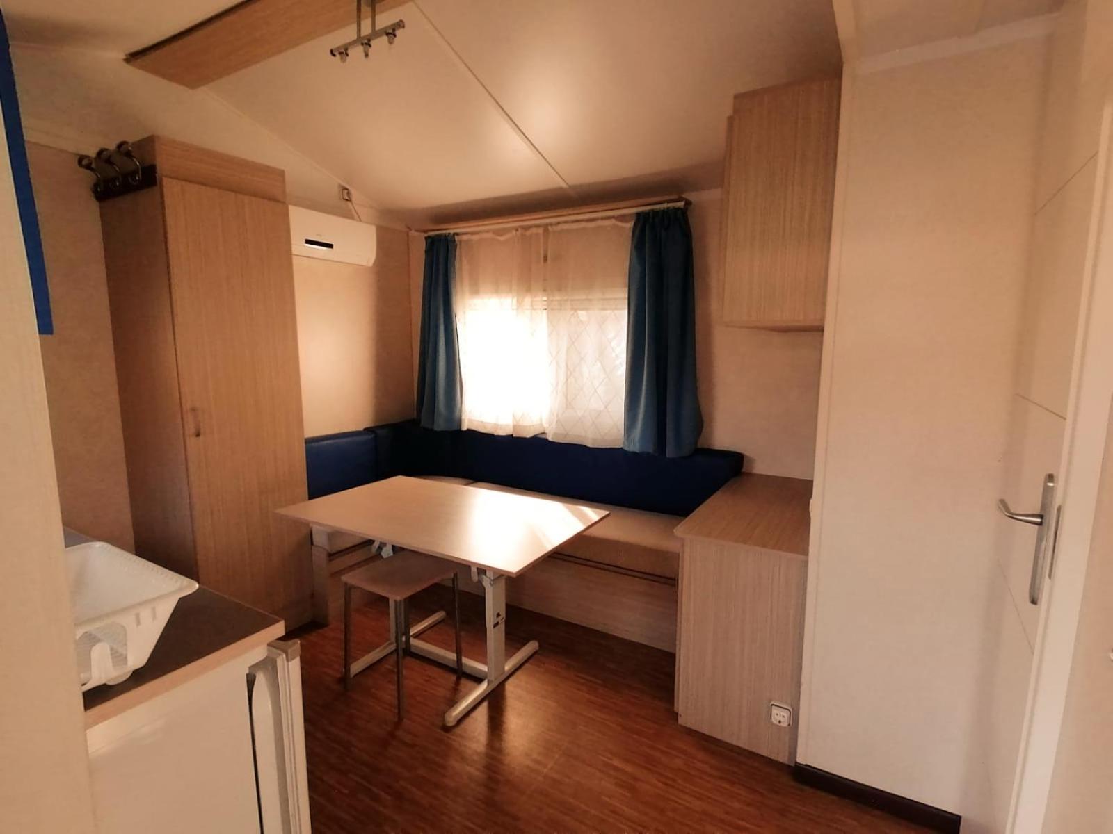 Mobile Home photo 1