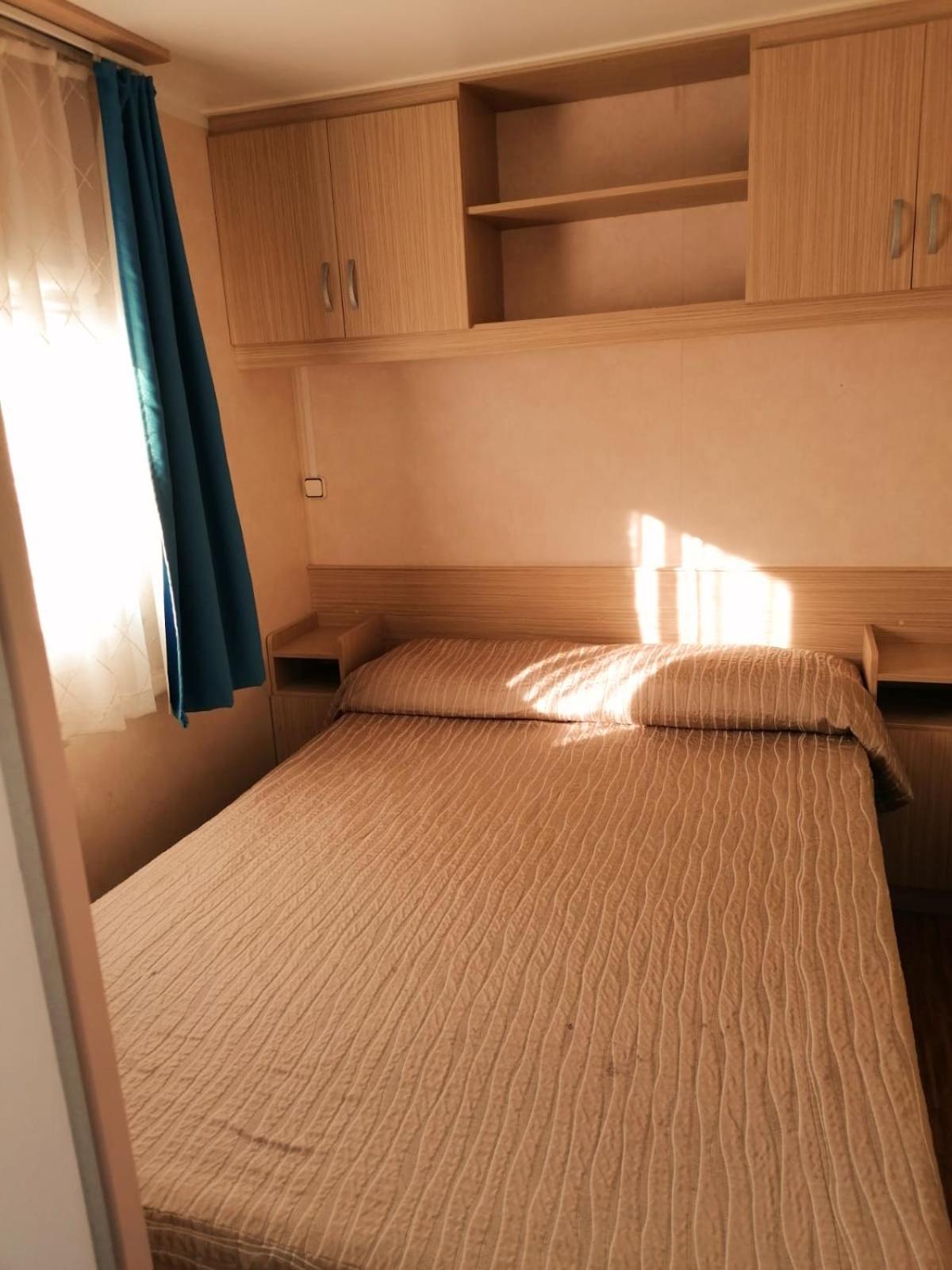 Mobile Home photo 3