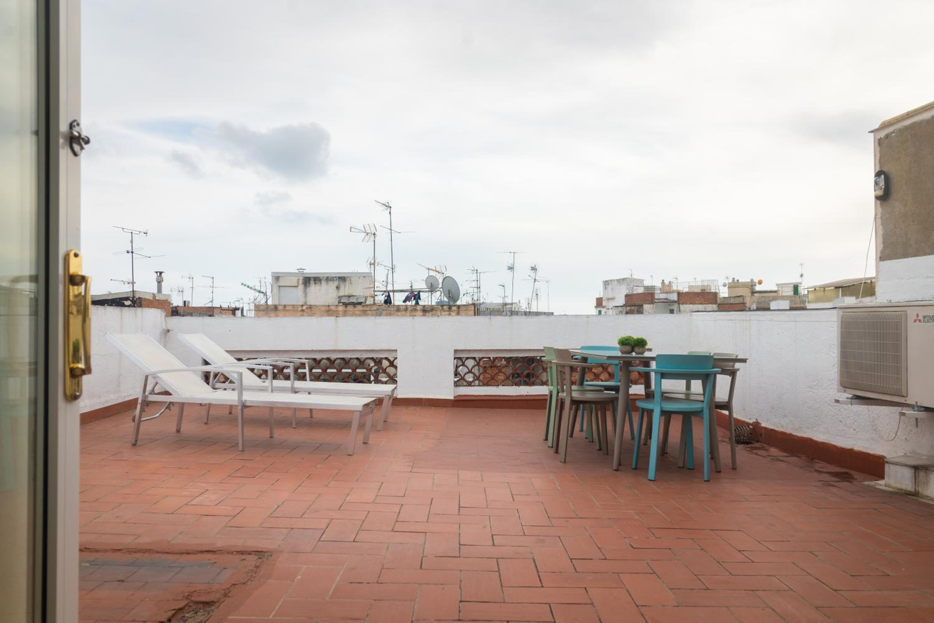 Duplex Two-Bedroom Apartment with Terrace 4.2 photo 2