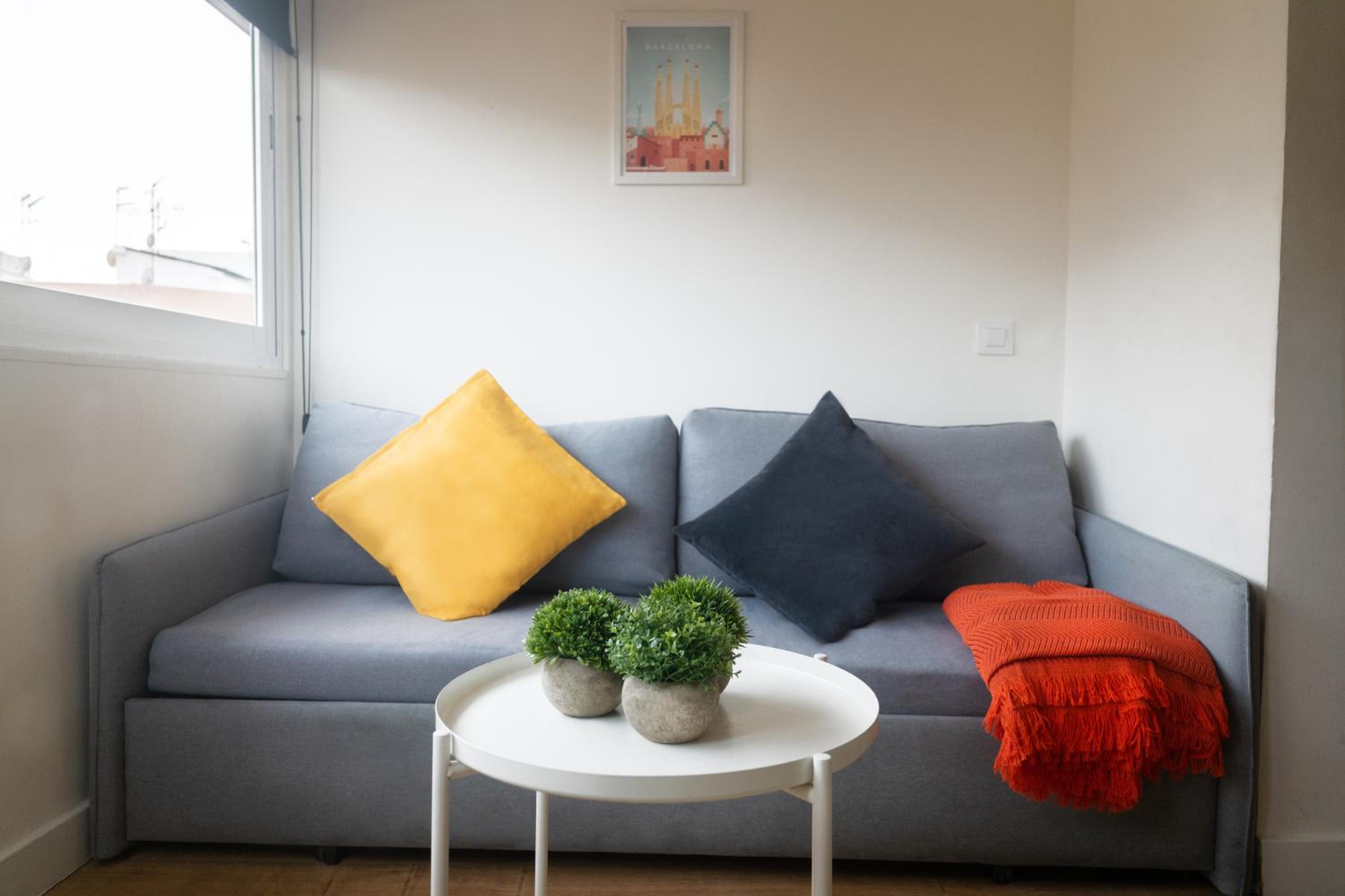 Apartamento Dúplex de Dos Habitaciones con Terraza 4.2