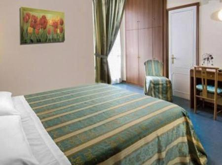 Standard Double or Twin Room with Balcony photo 1