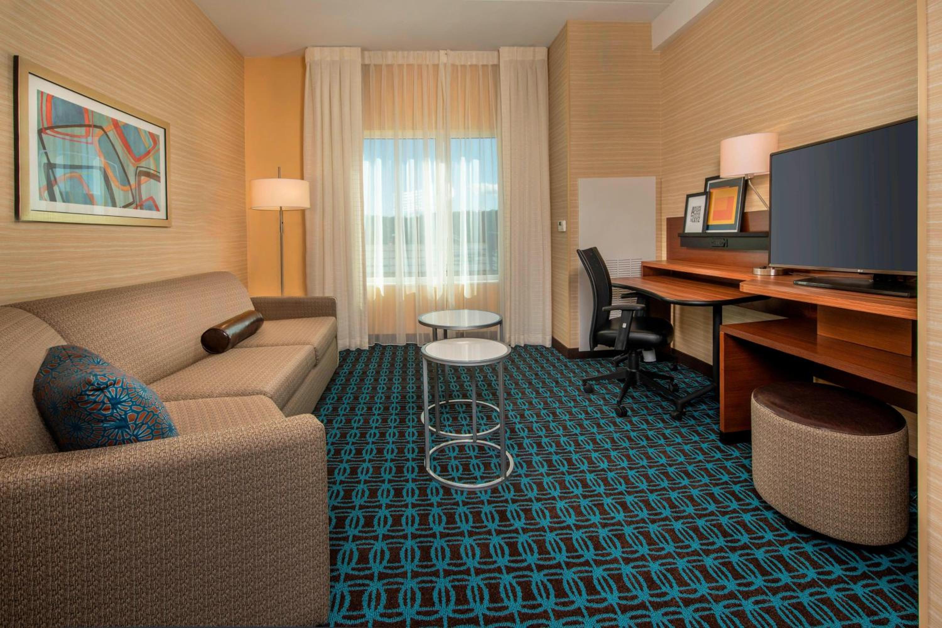 Studio with Two Queen Beds, Bathtub and Sofa Bed - Mobility Access/Hearing Accessible