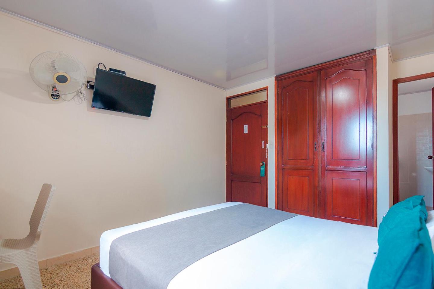 Standard Double Room photo 3