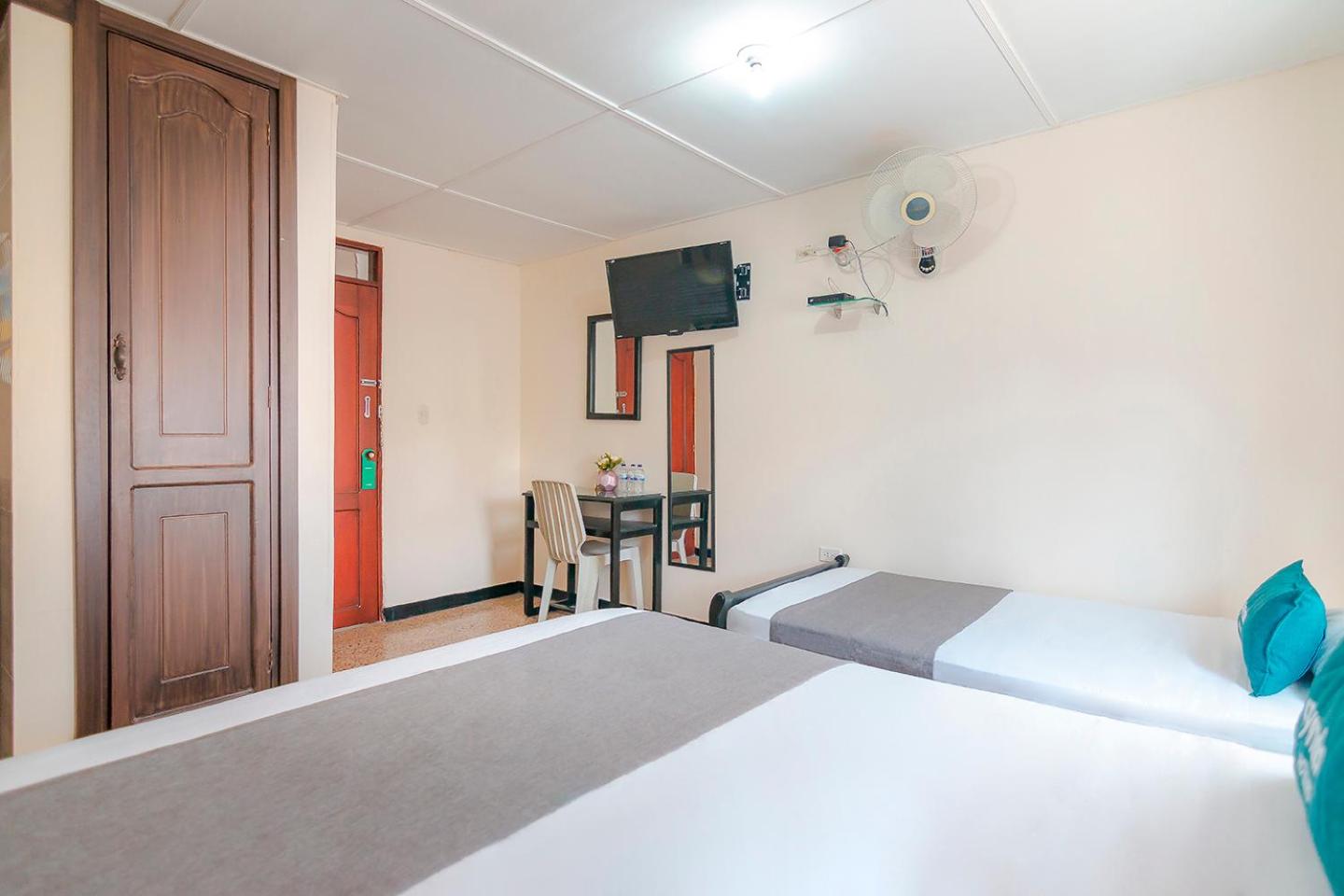 Standard Triple Room photo 3