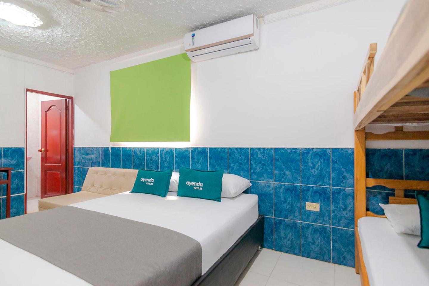 Standard Triple Room photo 2