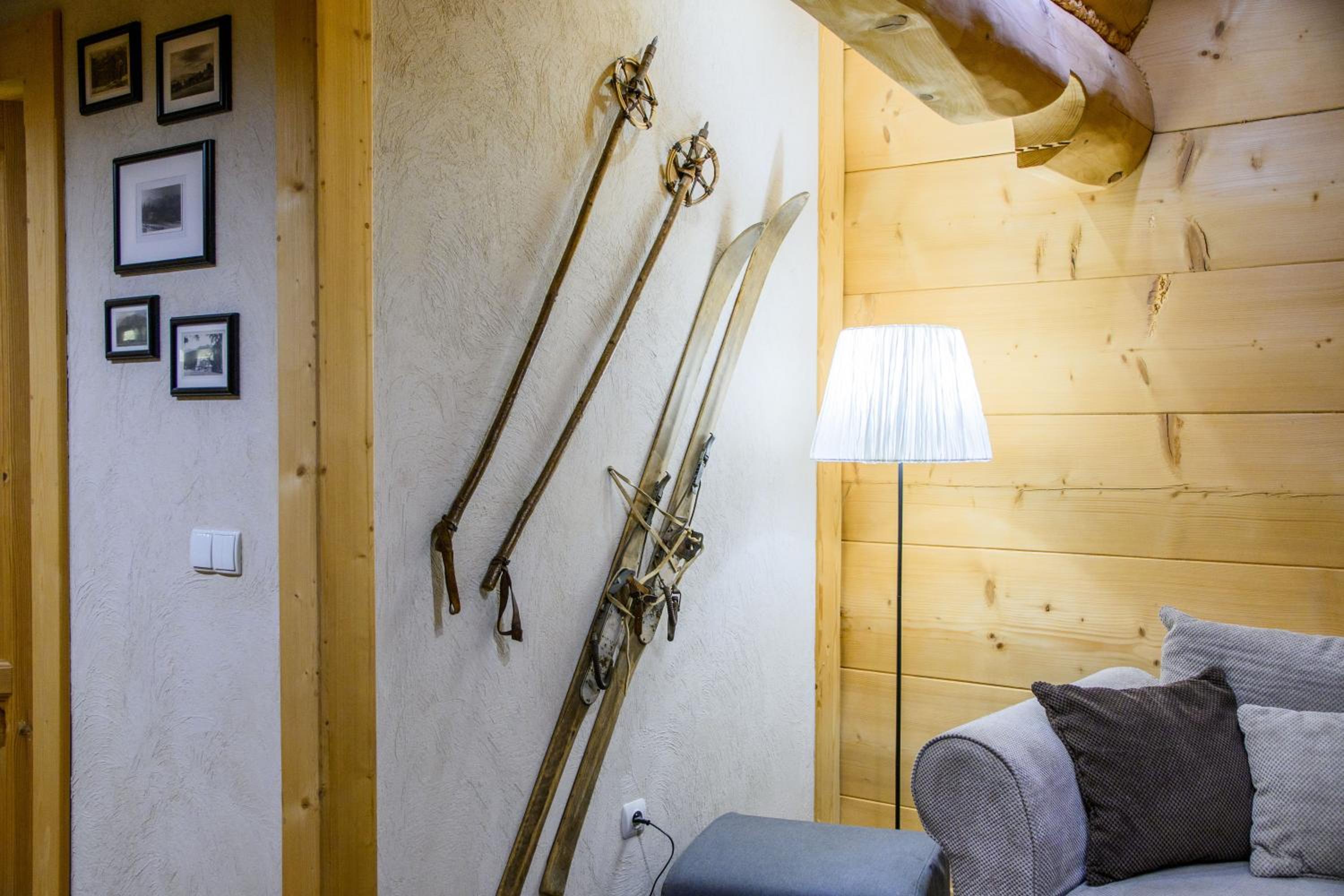 Three-Bedroom Chalet photo 2