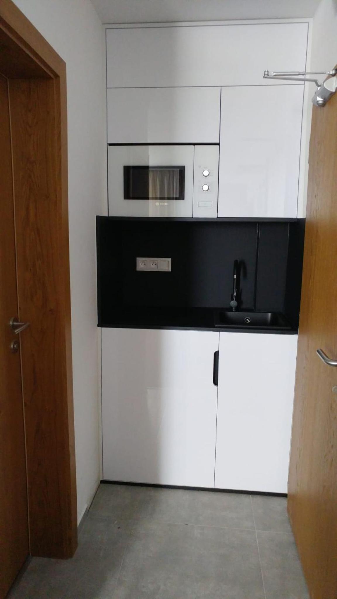 Deluxe Double Room (2 Adults + 1 Child) - Photo 14