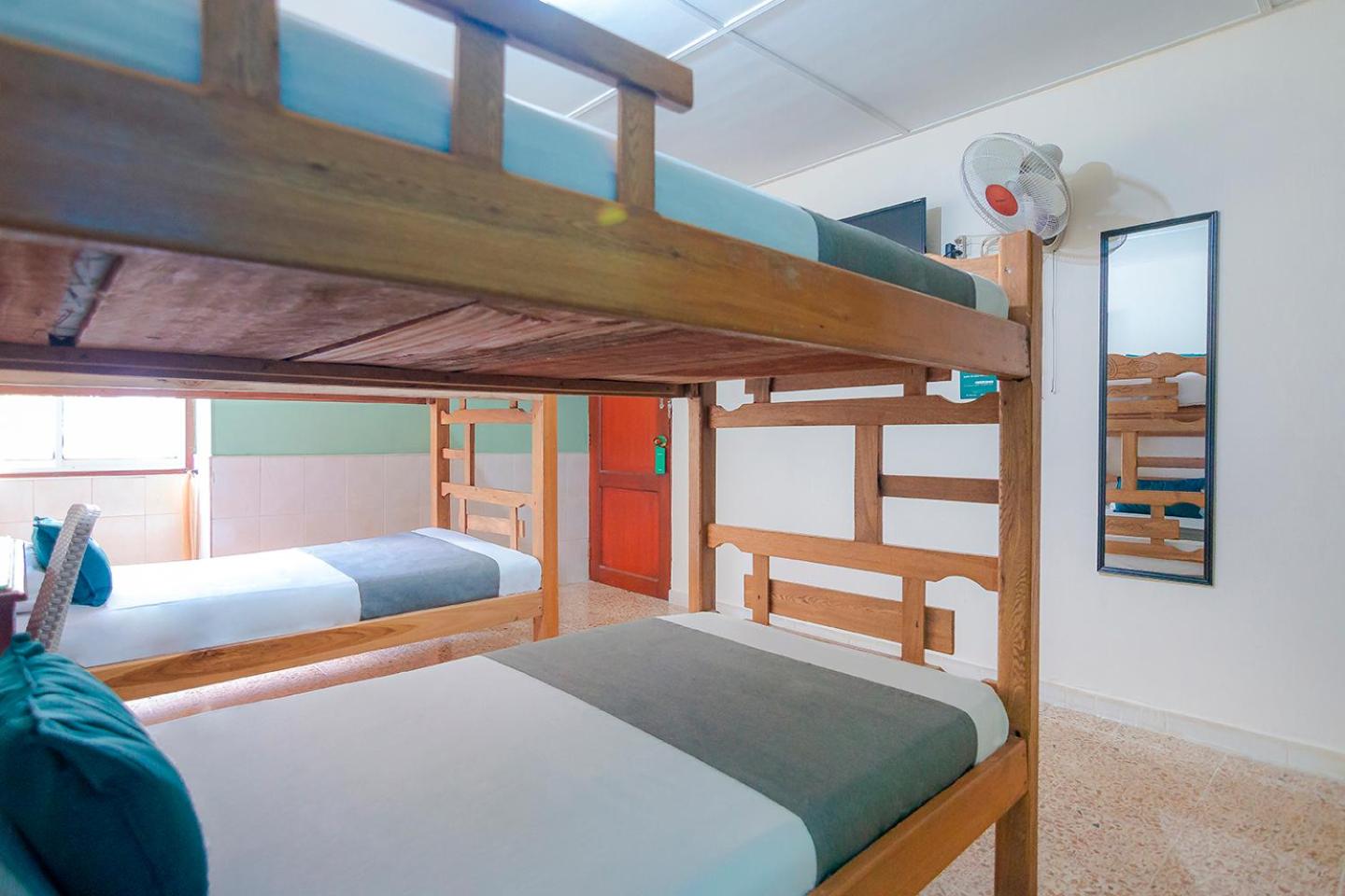 Standard Quadruple Room photo 2