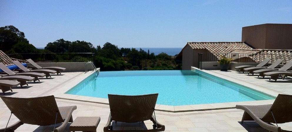 Apartment with Sea View photo 3