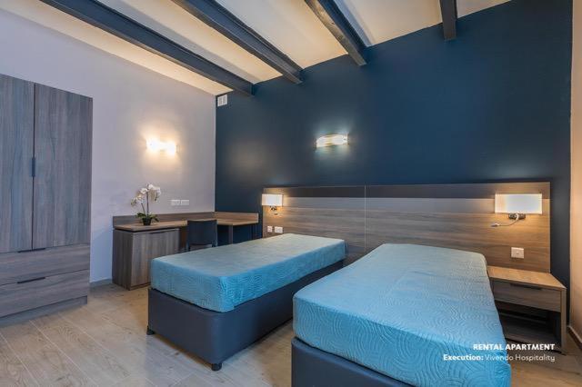 Twin Room with Private Bathroom