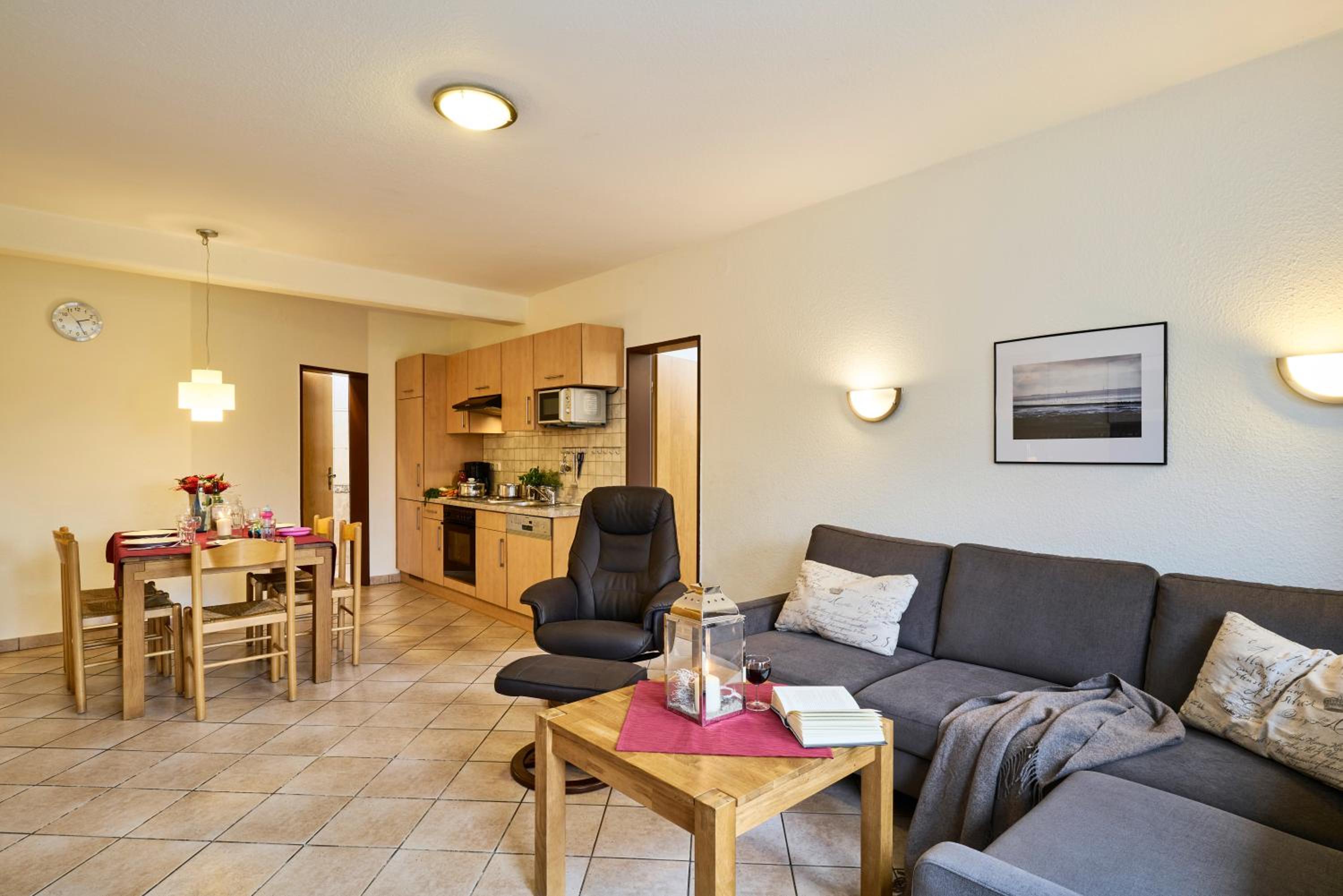 Two-Bedroom Apartment with Terrace 2 photo 3