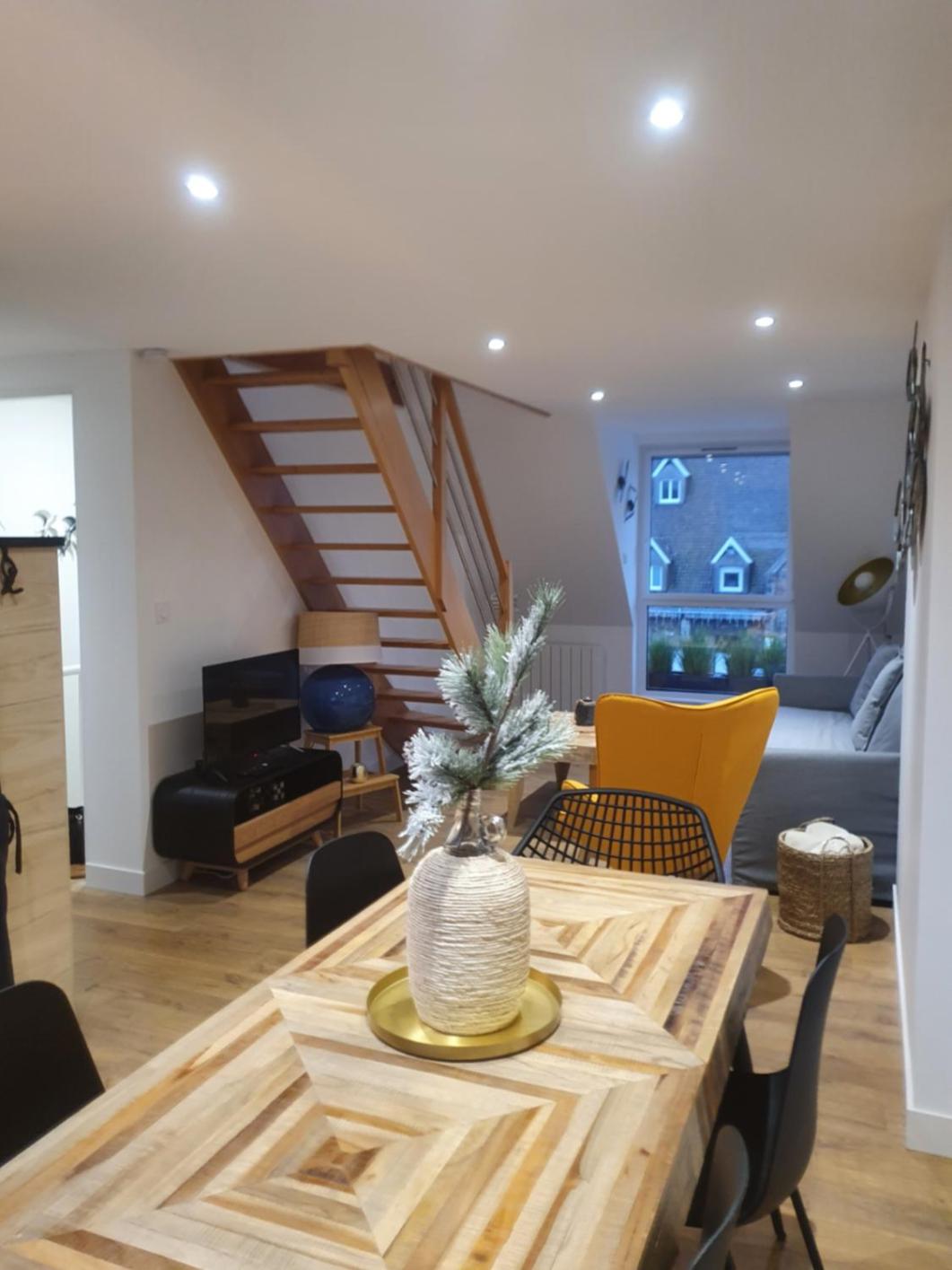 Two-Bedroom Apartment - Photo 7