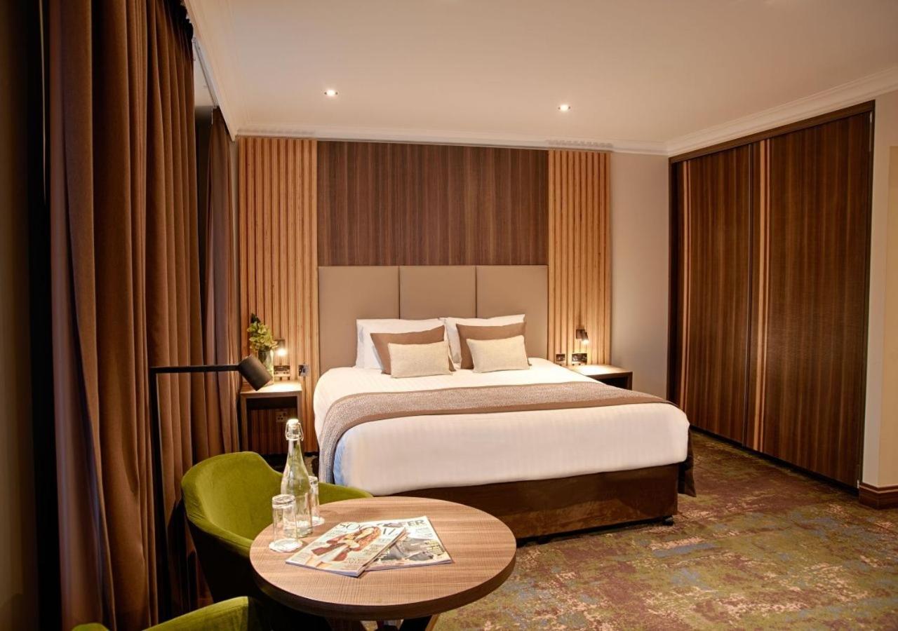 Deluxe King Room with River View - Photo 3