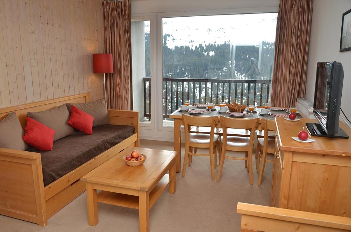 One-Bedroom Apartment (6 Adults)