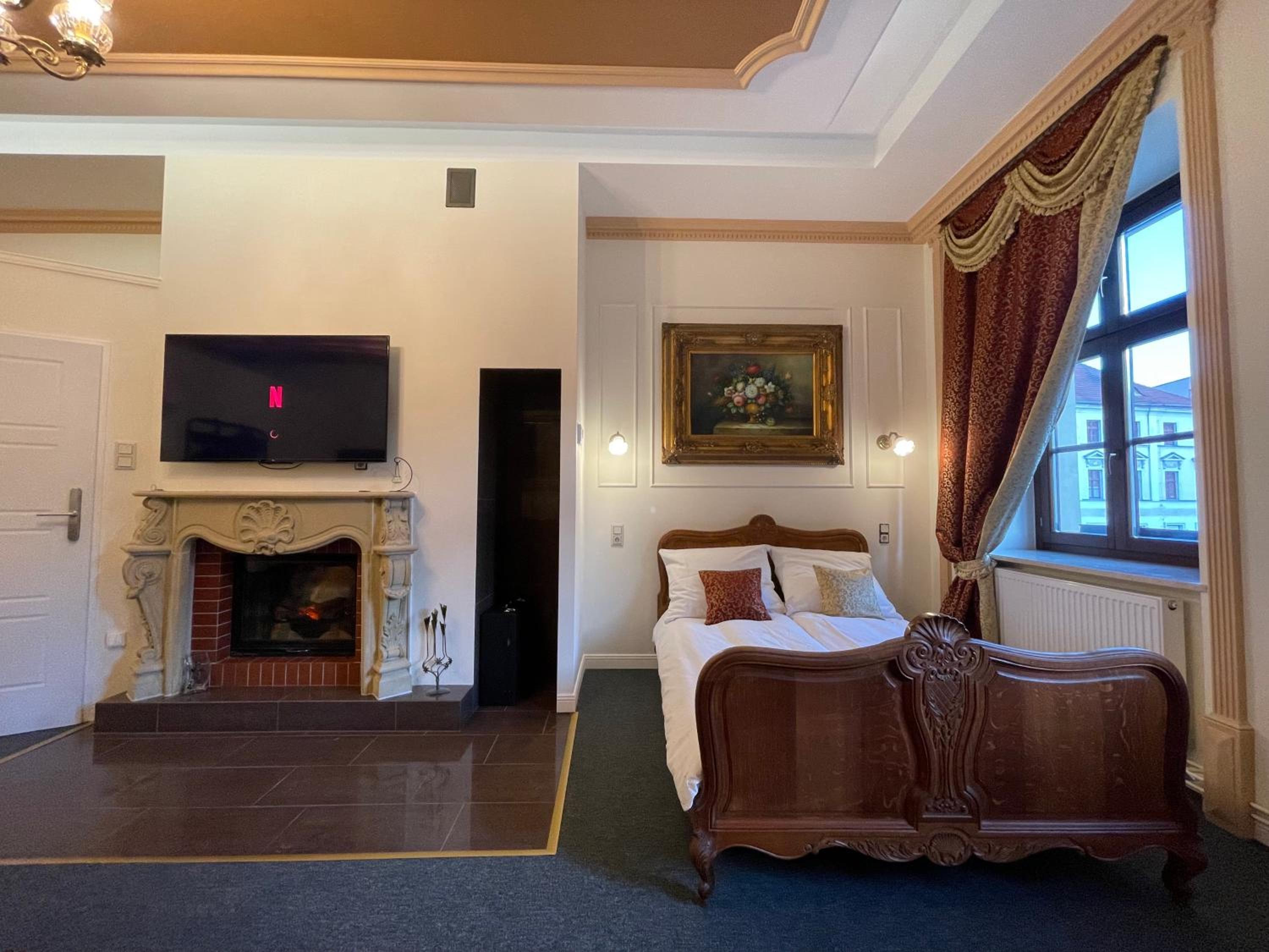 Deluxe Quadruple Room - Photo 2