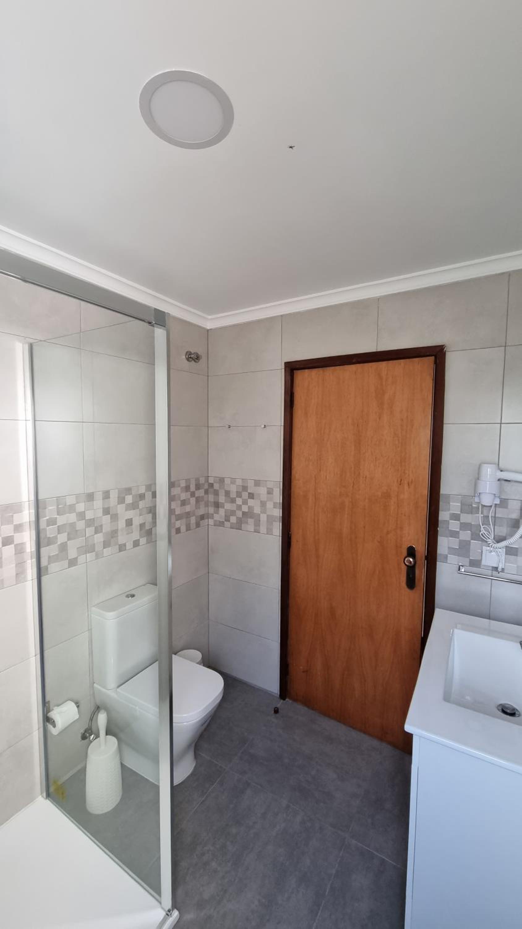Three-Bedroom House - Photo 93