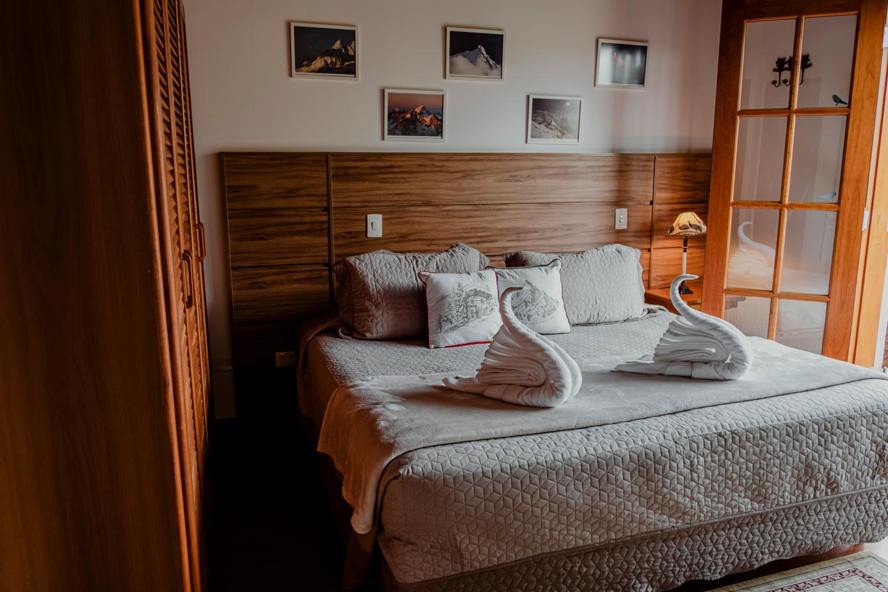 Double or Twin Room with Balcony photo 3