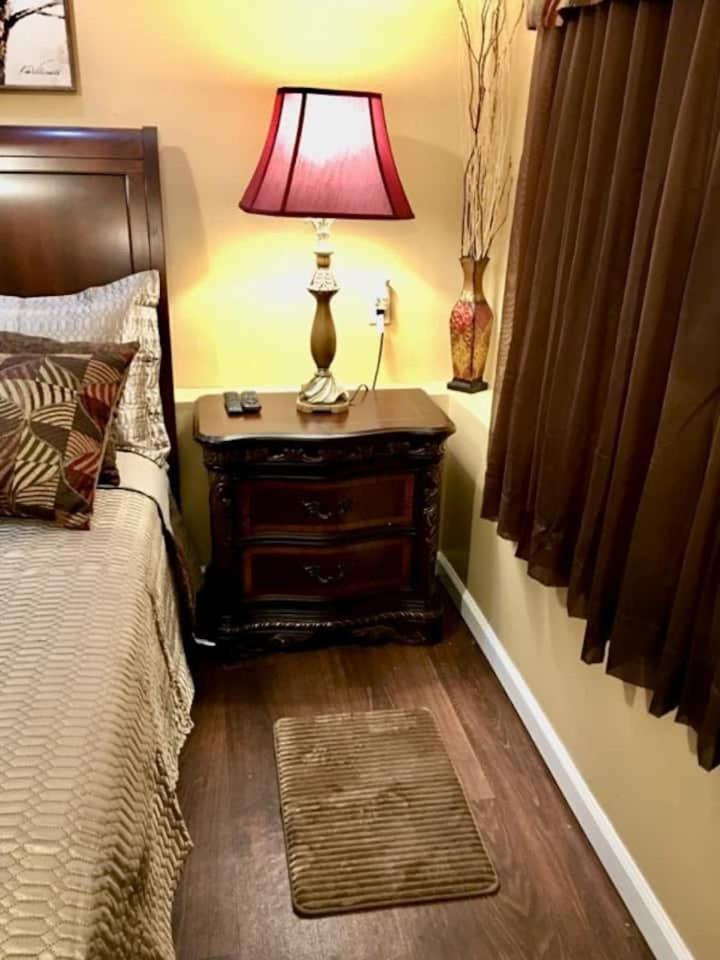 Standard Queen Room - Photo 5