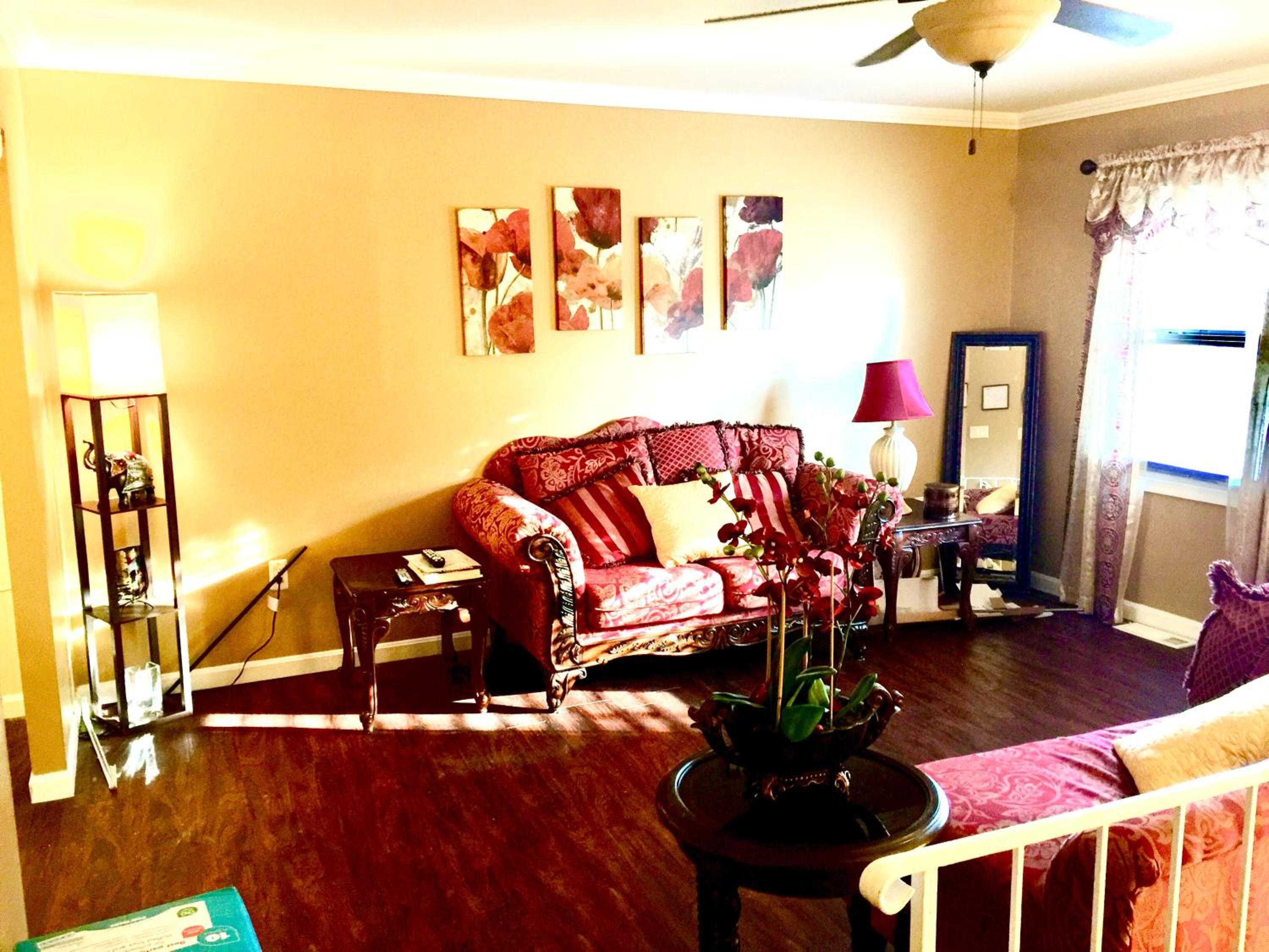 Standard Queen Room - Photo 2