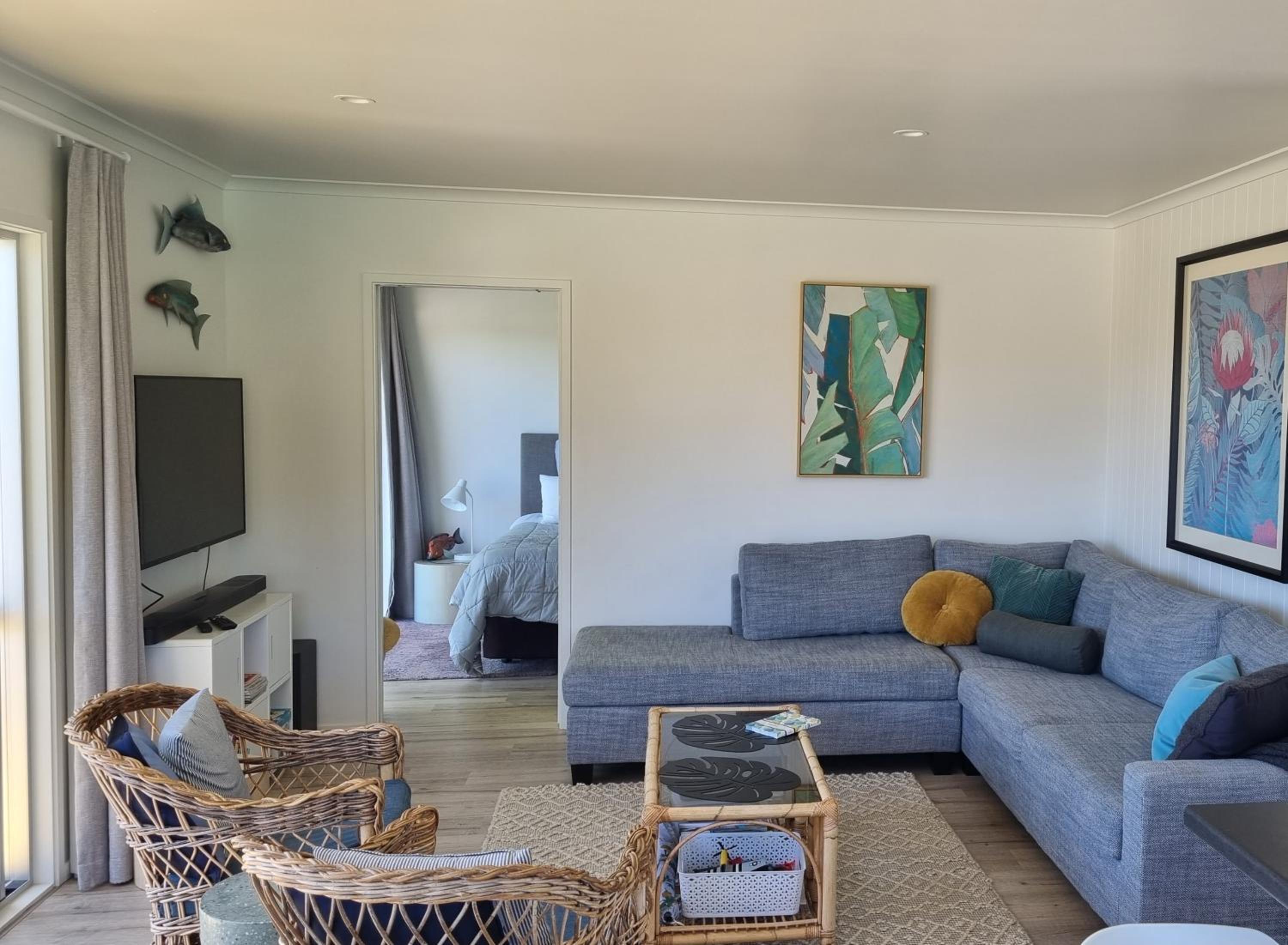 One-Bedroom Apartment - Photo 17