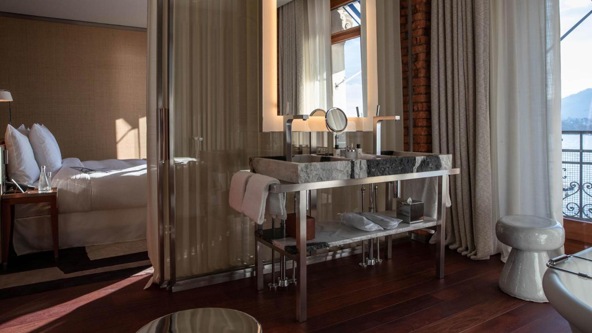 Prestige Room with balcony - Photo 2
