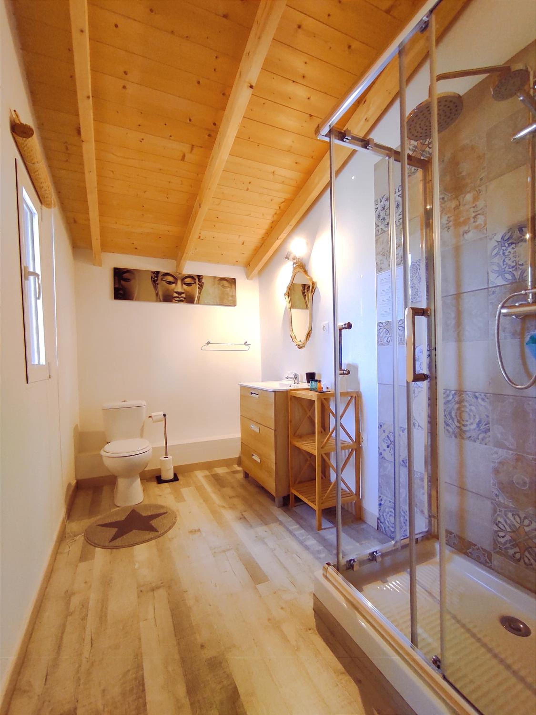 King Room with Balcony photo 3