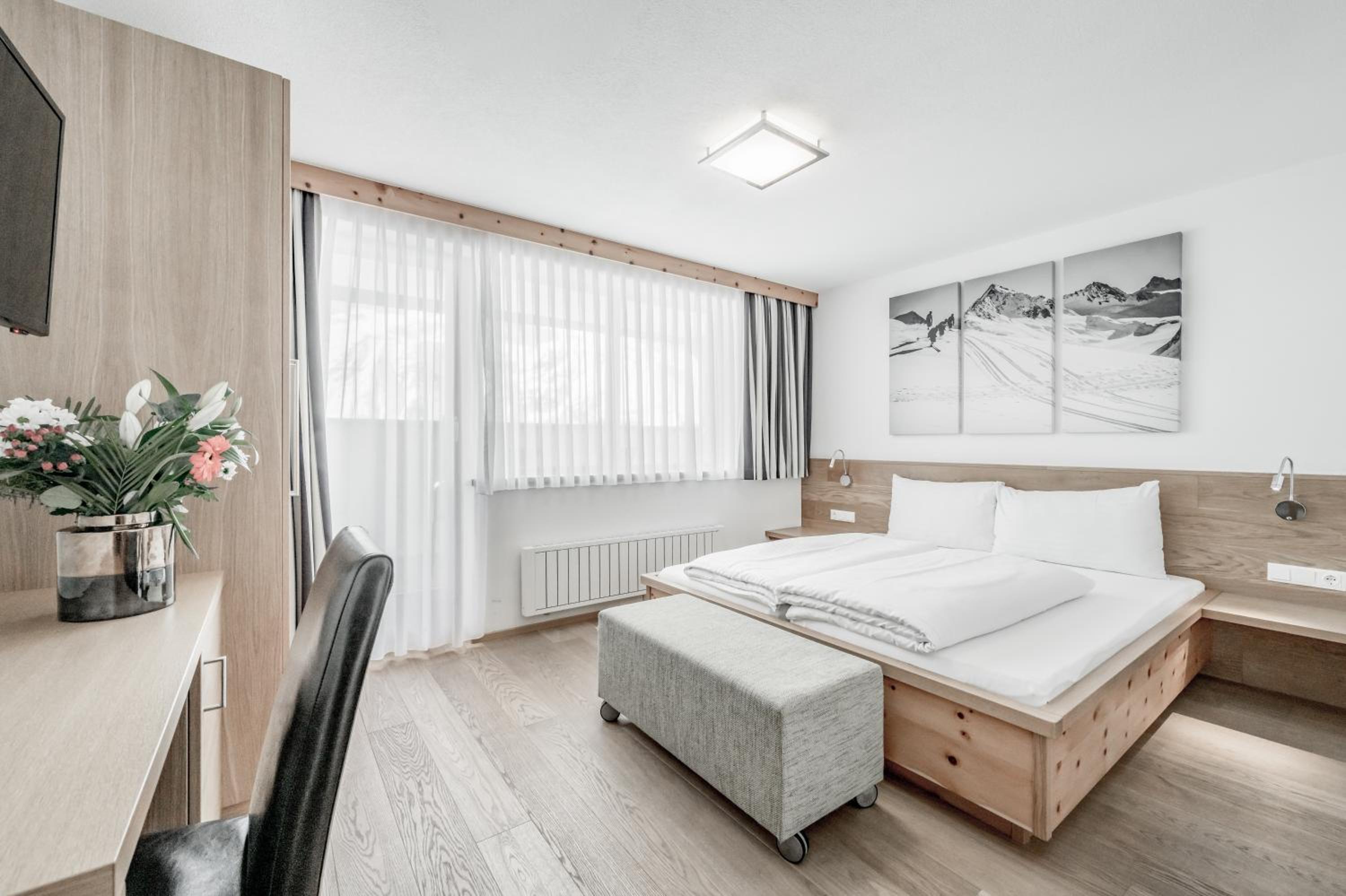 Pleasant Double Room with Balcony
